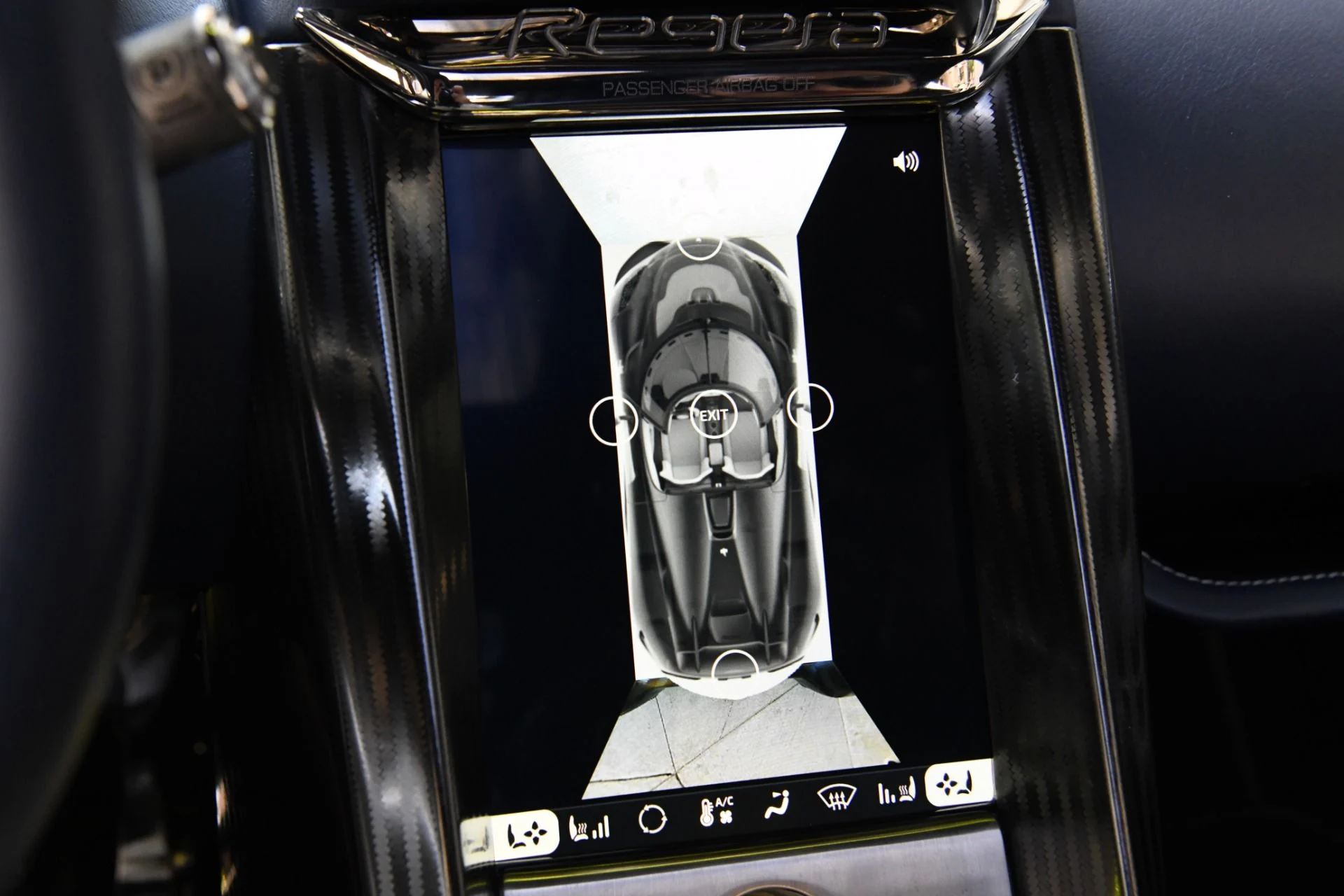 mph024_1279493144_10195_p26_l_f7ce482433