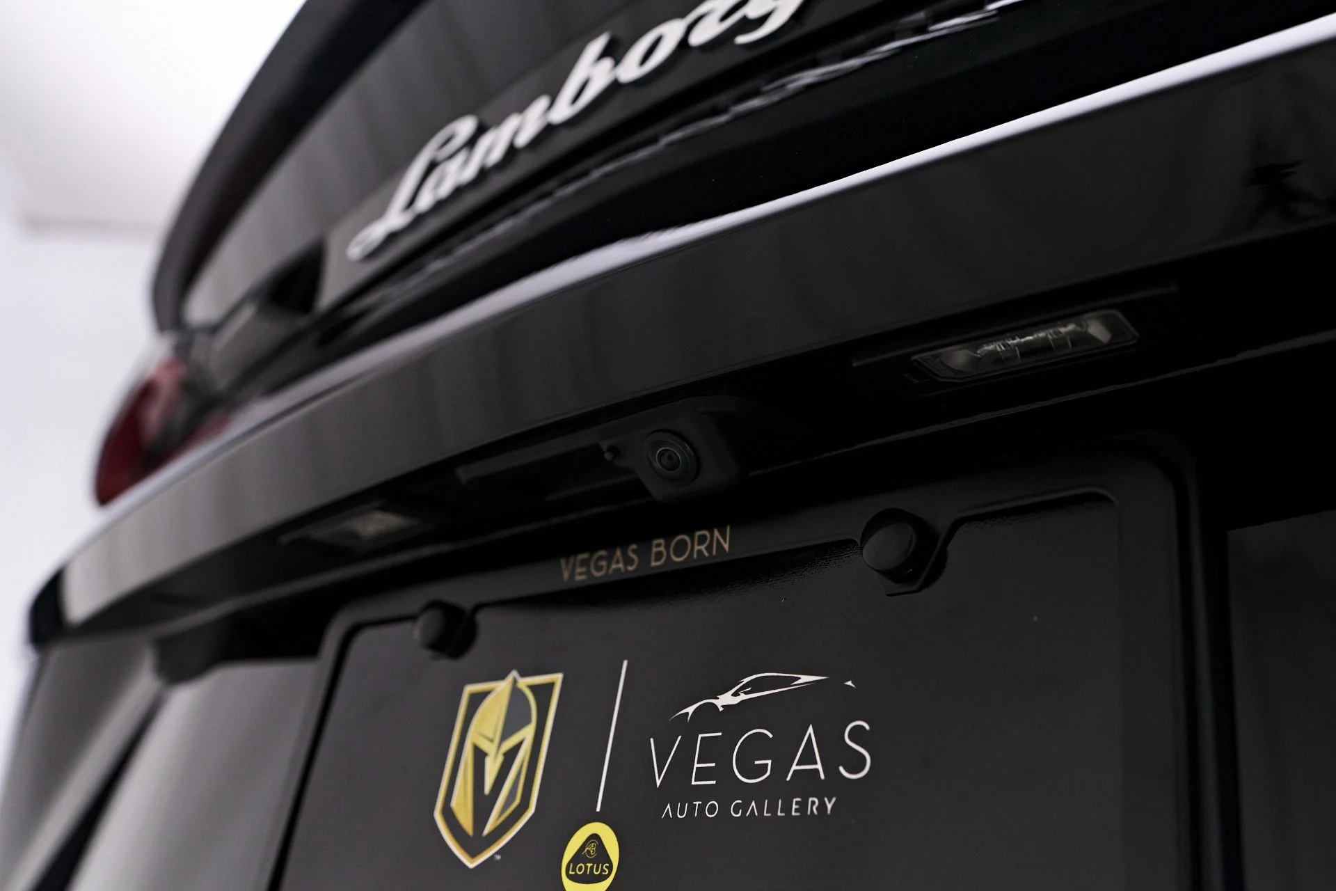 mph024_1281564604_Used_2022_Lamborghini_Urus_1753311555_11e971e1b6
