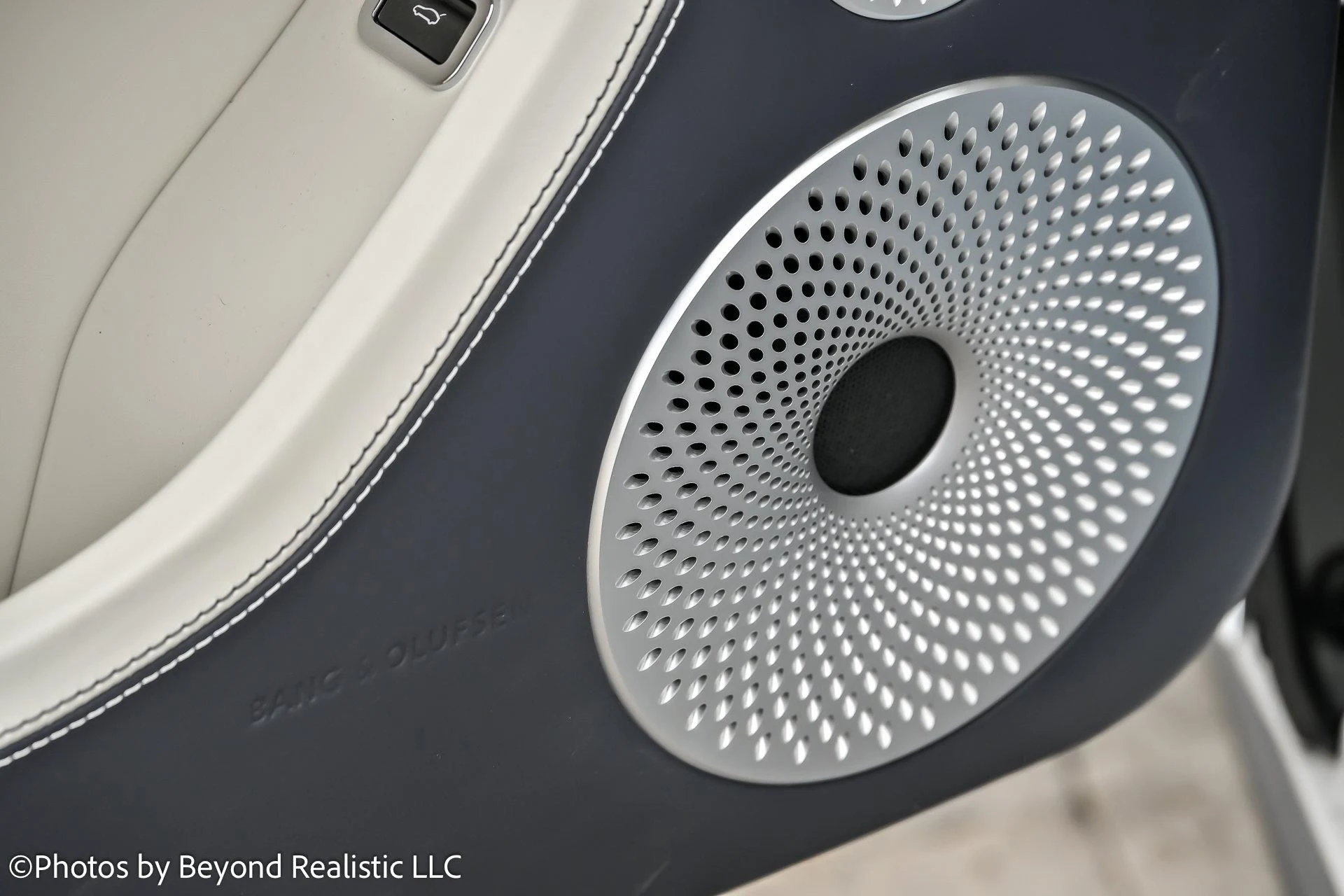 mph024_1285549226_Used_2024_Bentley_Continental_GT_Azure_Convertible_1761724797_e696d1dbd2