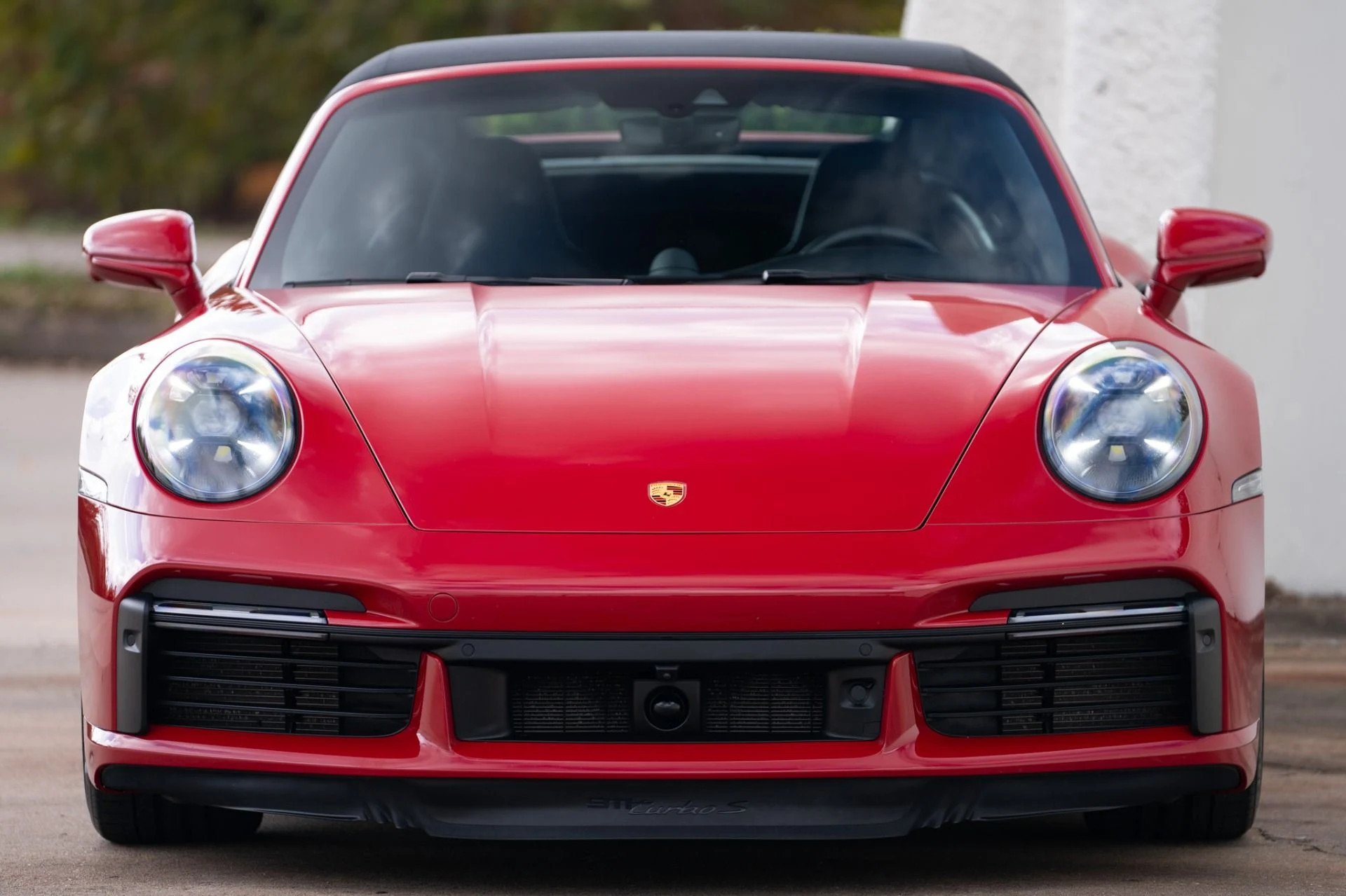 mph024_1286429_Used_2021_Porsche_911_Turbo_S_Cabriolet_1765565063_eb46c66802