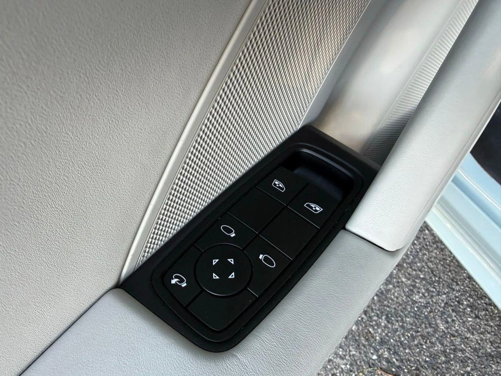 mph024_1287320491_6c_N6_U7w_QK_0f_Le_URP_6666_Yy0_WZ_8_3a9e7be8ae