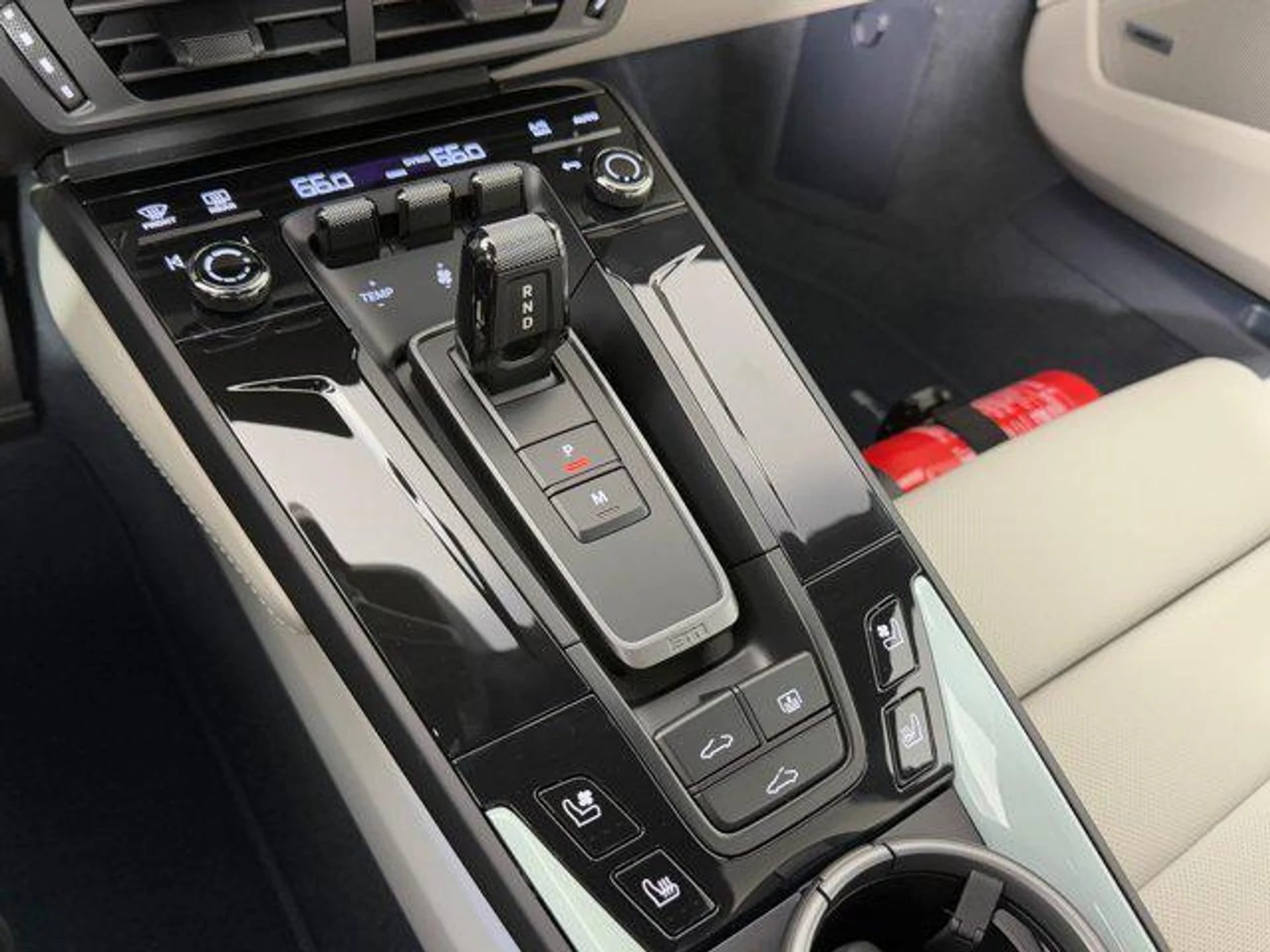 mph024_1299972889_cvzz_J_Am_F2e_TVZO_8eix9j_Bq_Bxd3_I_076309a471