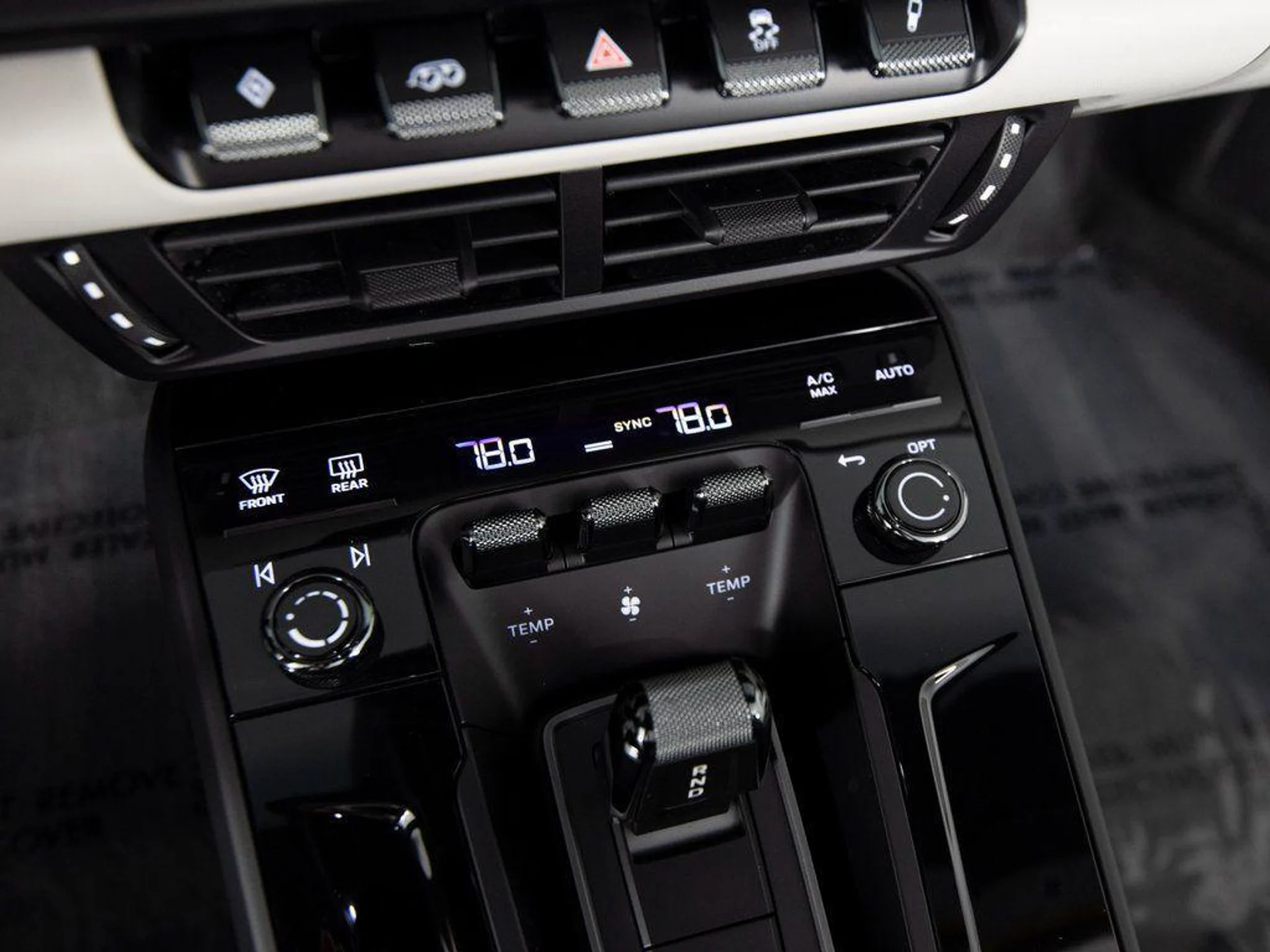 mph024_1300892062_f_XY_3x2u_Q_5g_XDH_3q_W_Idqrzc0_Ww_ea49df4246