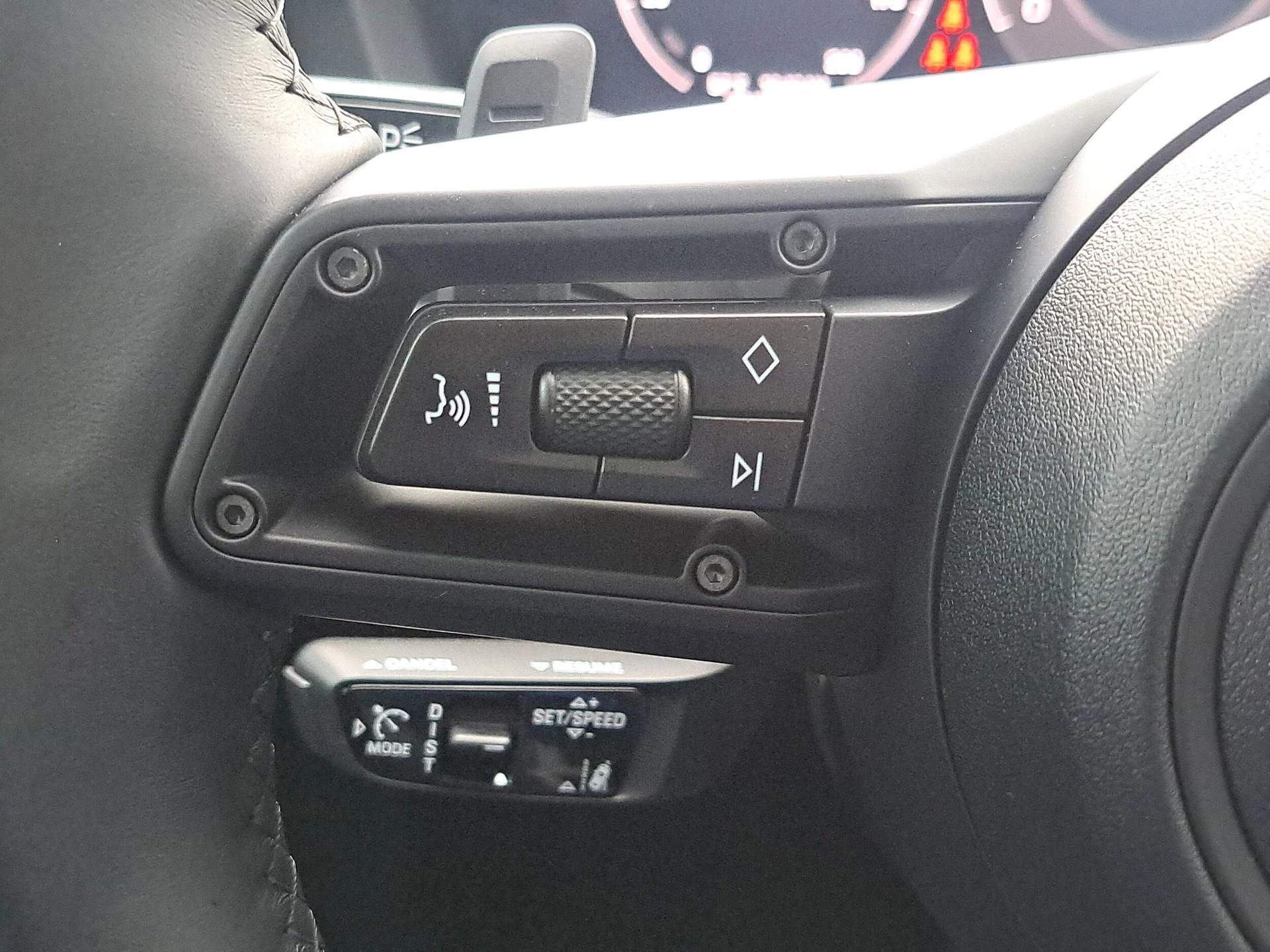 mph024_1312365235_28f038d8b2e103569e4d49cc225089f8x_7d2168488f