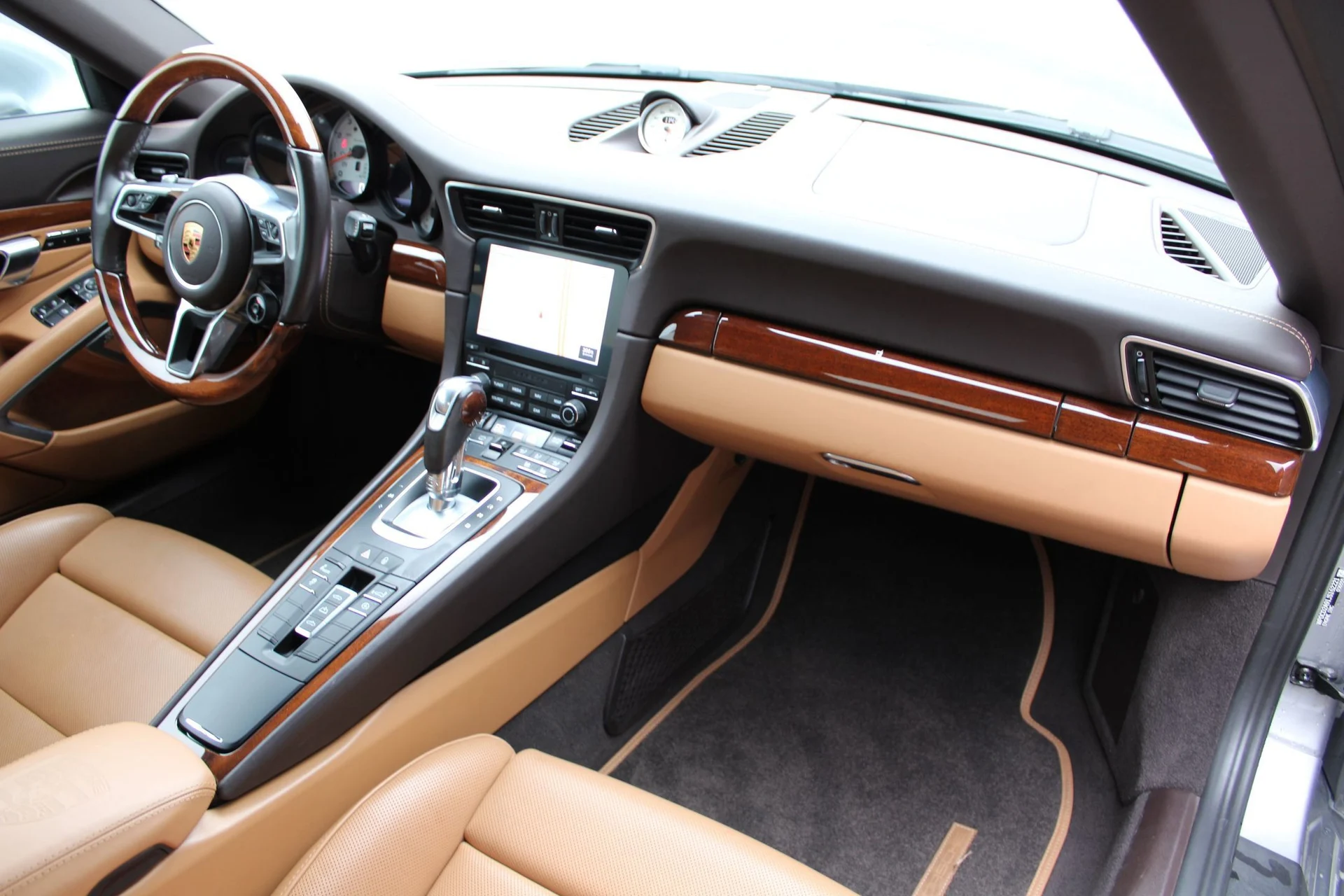 mph024_1313368240_1deb4fd8dc465e3b48b66853669948fa_f61b598157