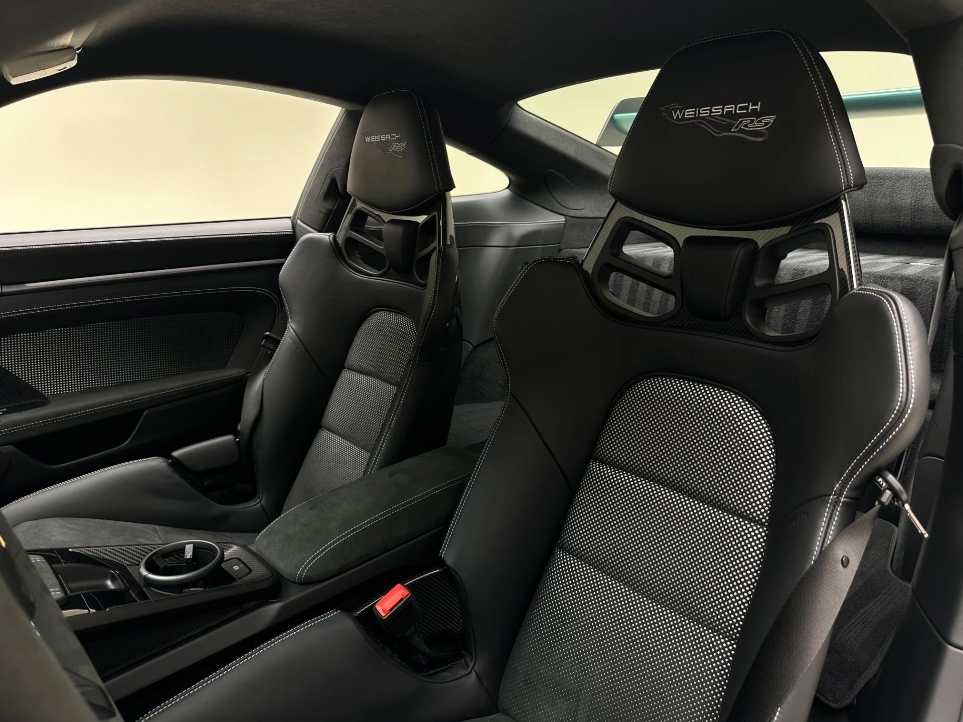 mph024_1316528296_Used_2024_Porsche_911_GT_3_RS_1777498459_47b5b5ecb6