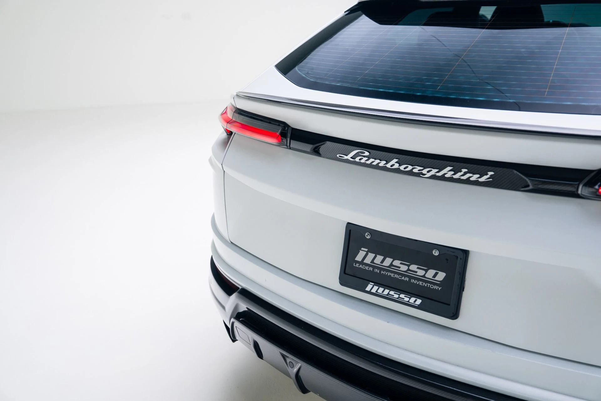 mph024_1317086_Used_2022_Lamborghini_Urus_1764978399_42b231c770