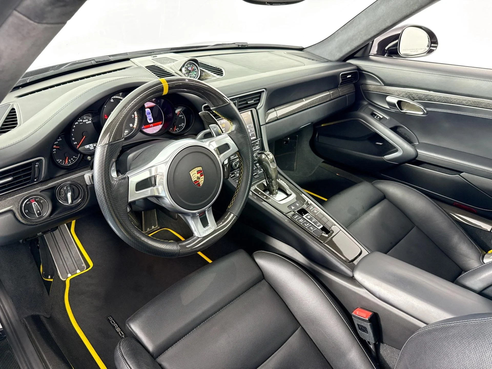mph024_1334958237_Used_2014_Porsche_911_Turbo_S_1785187756_1397d785e0