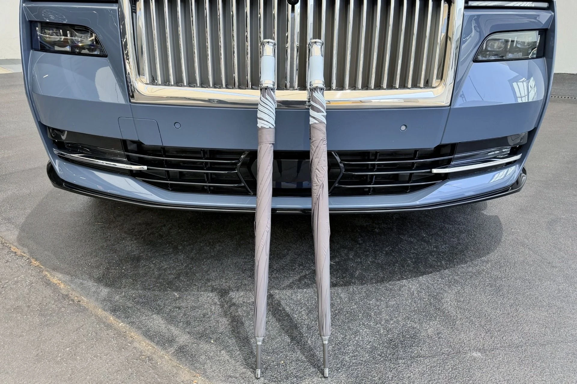 mph024_1339053785_Used_2024_Rolls_Royce_Spectre_Launch_Package_Low_Miles_Canadel_Paneling_1782415802_c0360d838f