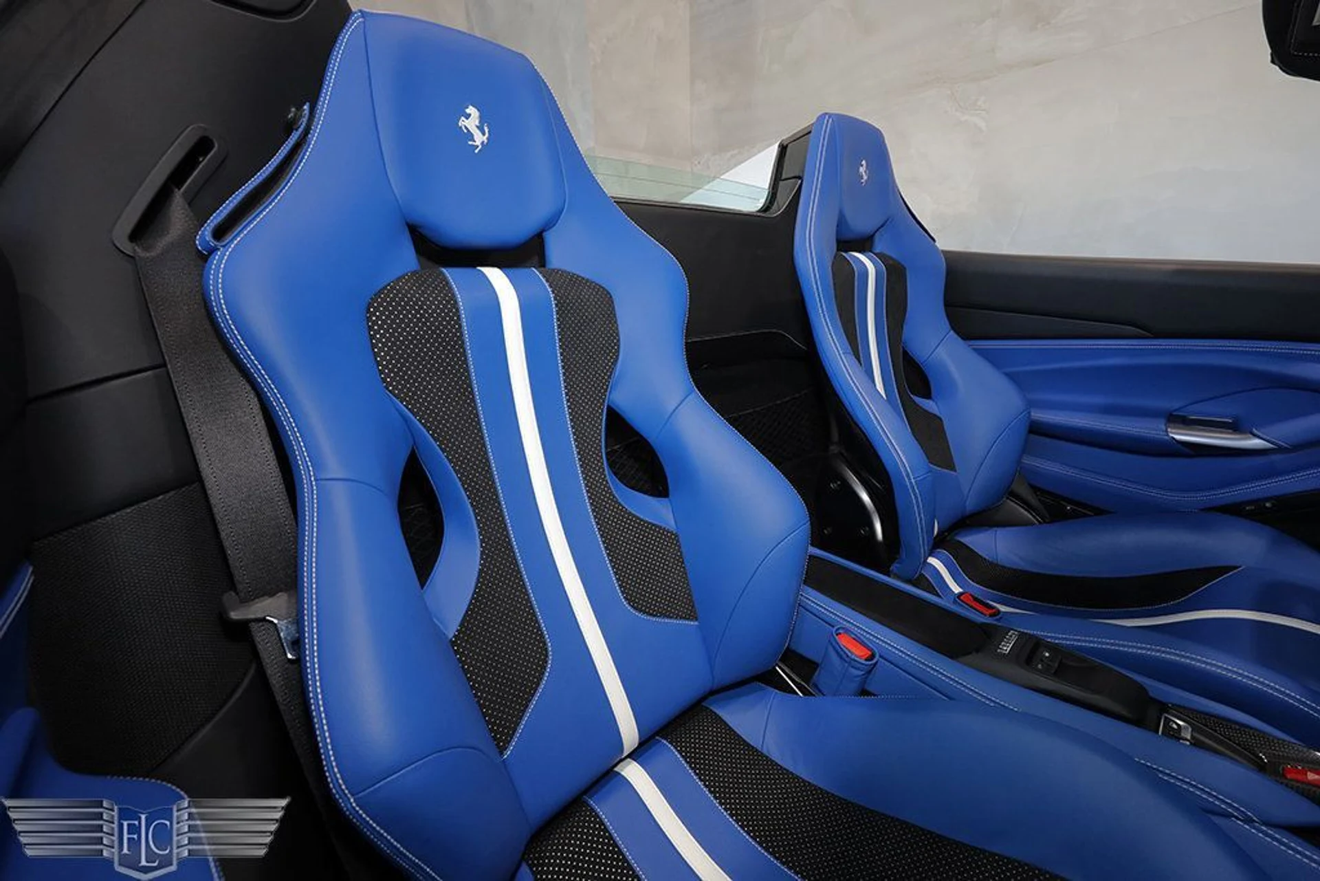 mph024_134338850_used_2023_ferrari_f8_spider_convertible_9689_22976410_25_1024_1aef82f13c