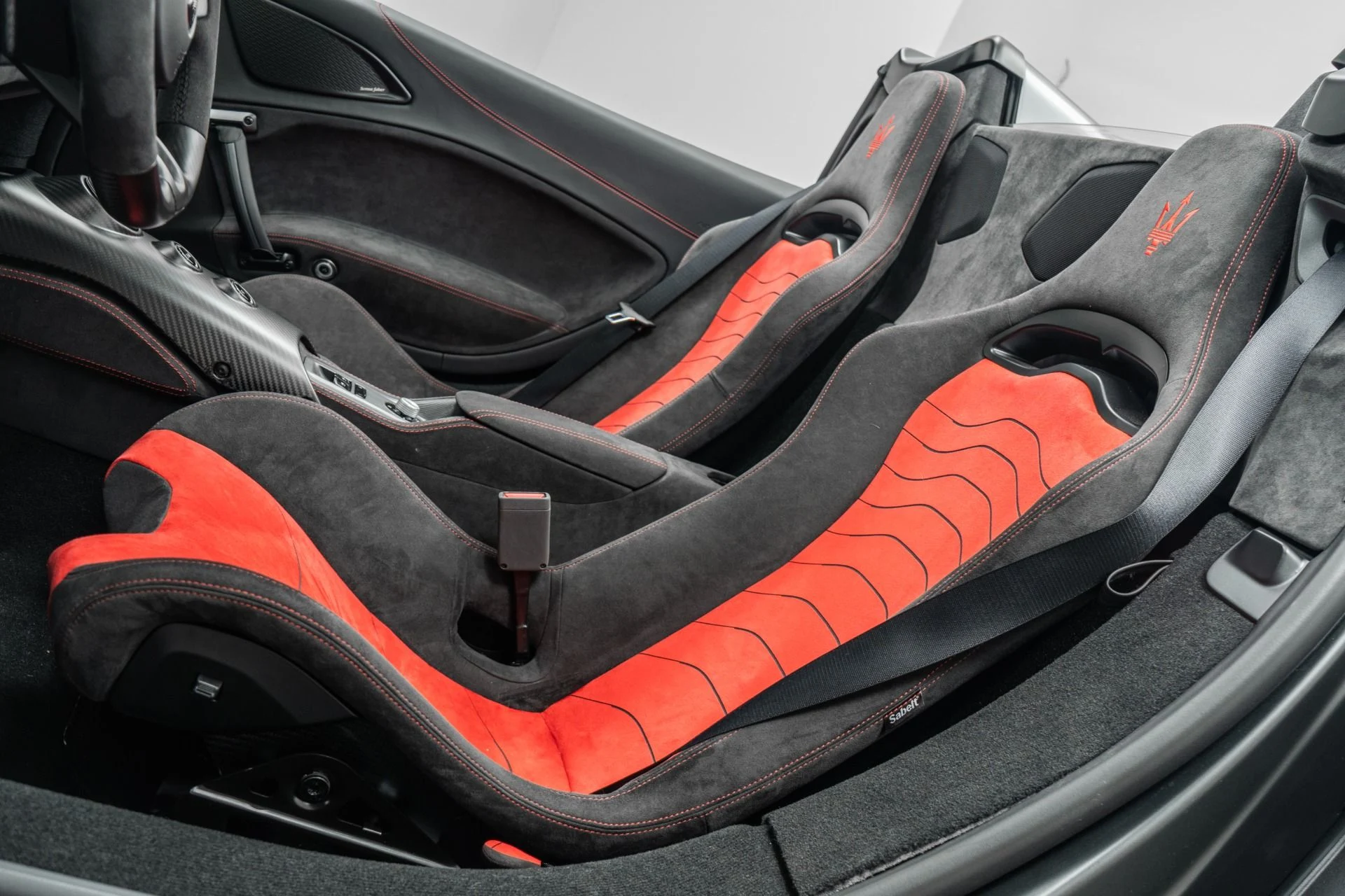mph024_1344055577_Used_2023_Maserati_MC_20_Cielo_351_Miles_Lightweight_Racing_Seats_Interior_Carbon_Fiber_Package_1774034660_bda186559f