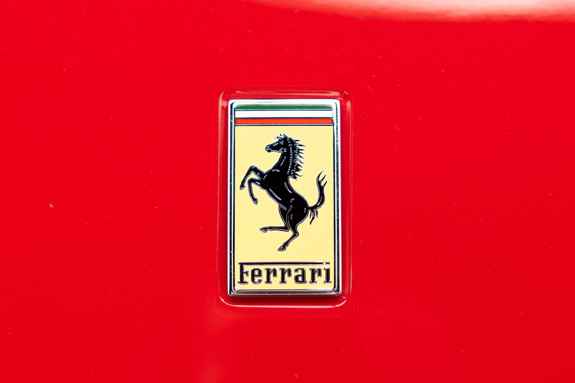 mph024_1345568594_Used_2017_Ferrari_California_T_1784583649_45982879f6