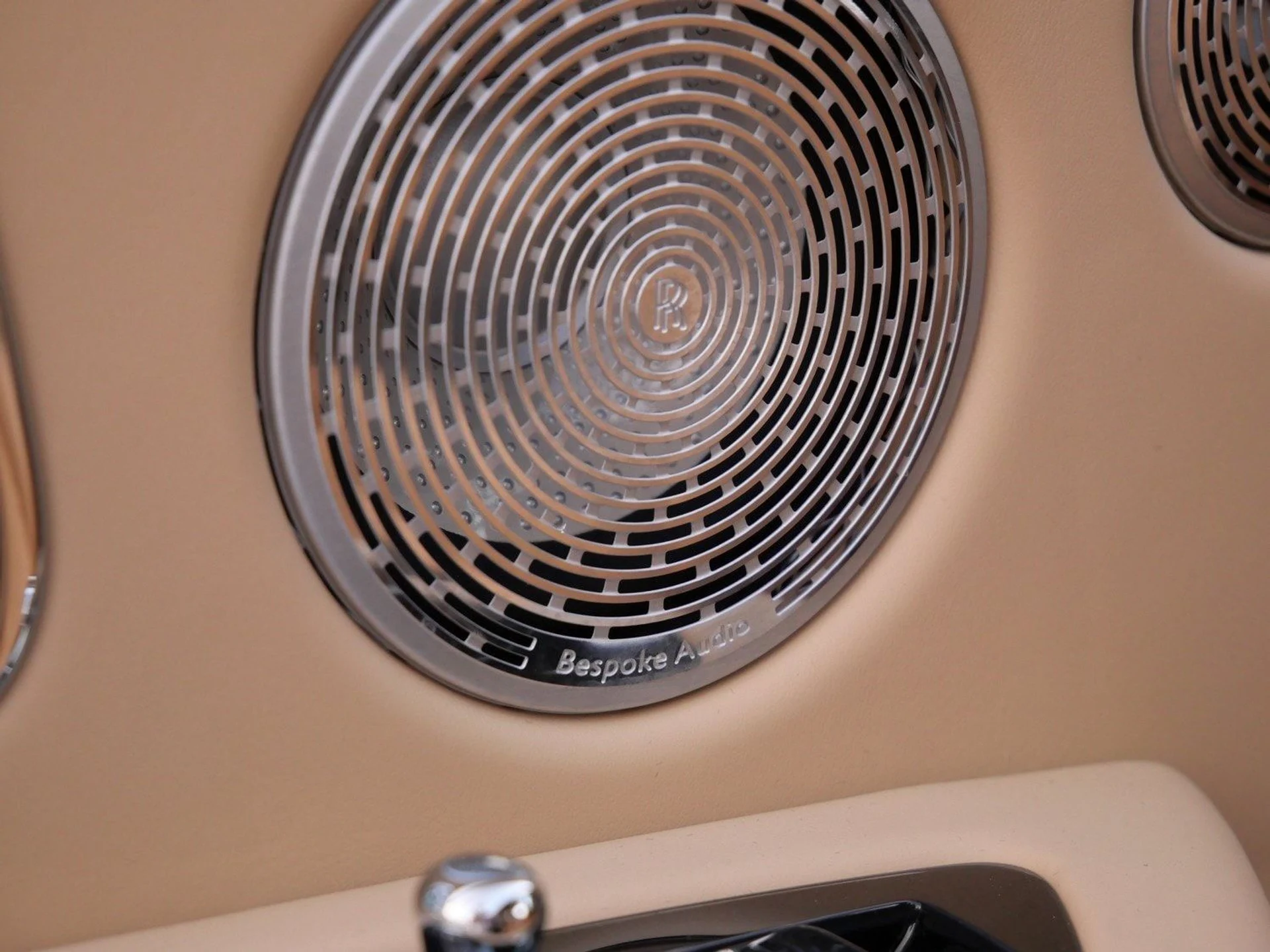 mph024_1345793488_a064feee13d04f44acb94638c0ac350fx_54f638b784