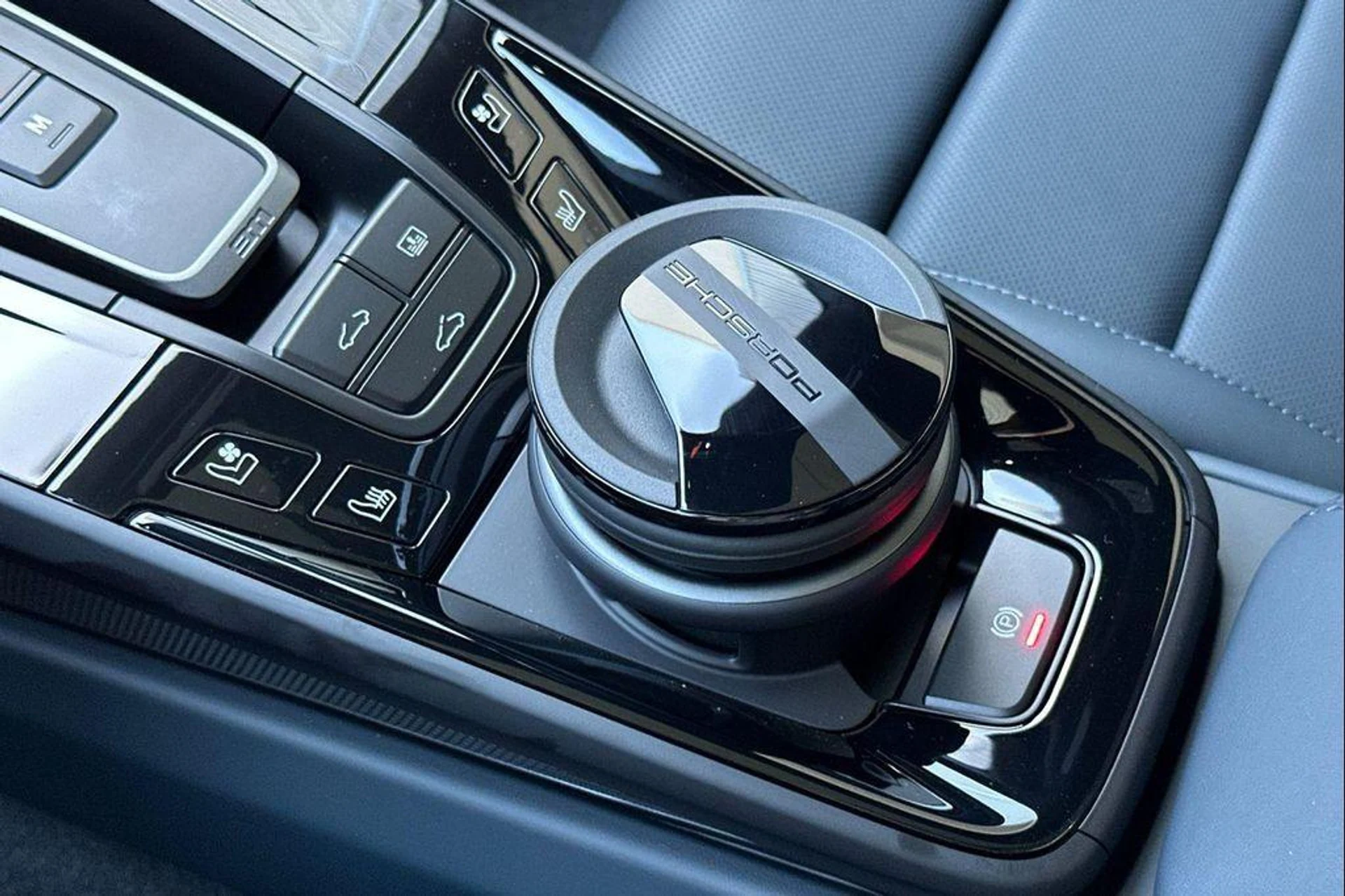 mph024_1349850436_3w_WF_Fg_RNO_Wp_Wi57hb_B2_G866q_Yjk_690e404bde