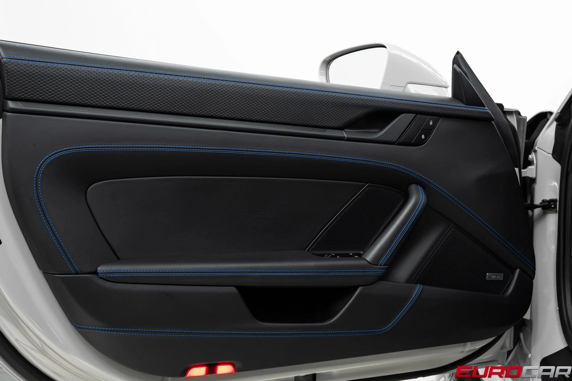 mph024_1353456762_image_25_594d69010a