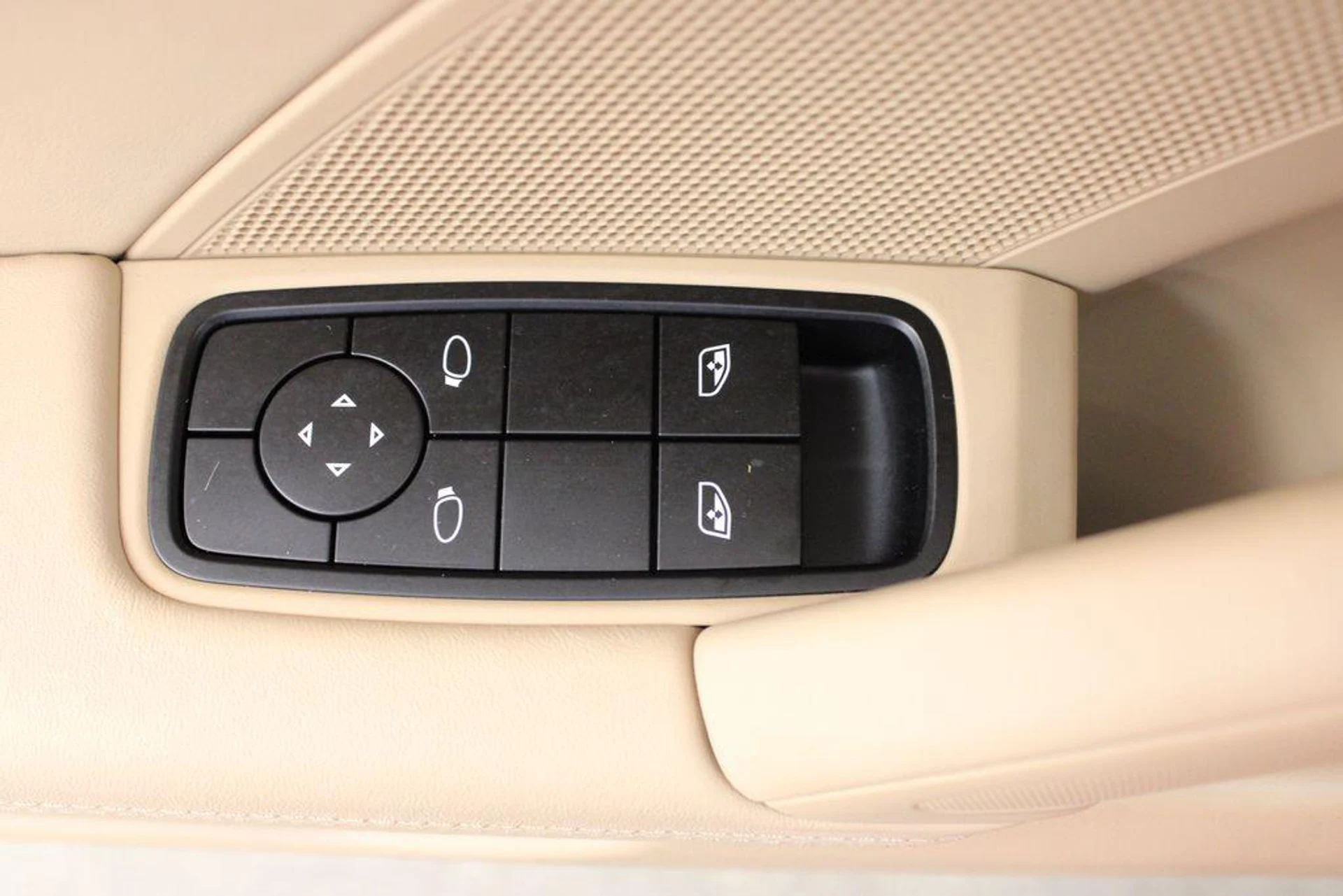 mph024_1355420116_h_Z_xo5s_Qz4_Svnj_Er8_Bapr_Up2_Pn_M_b489a80987