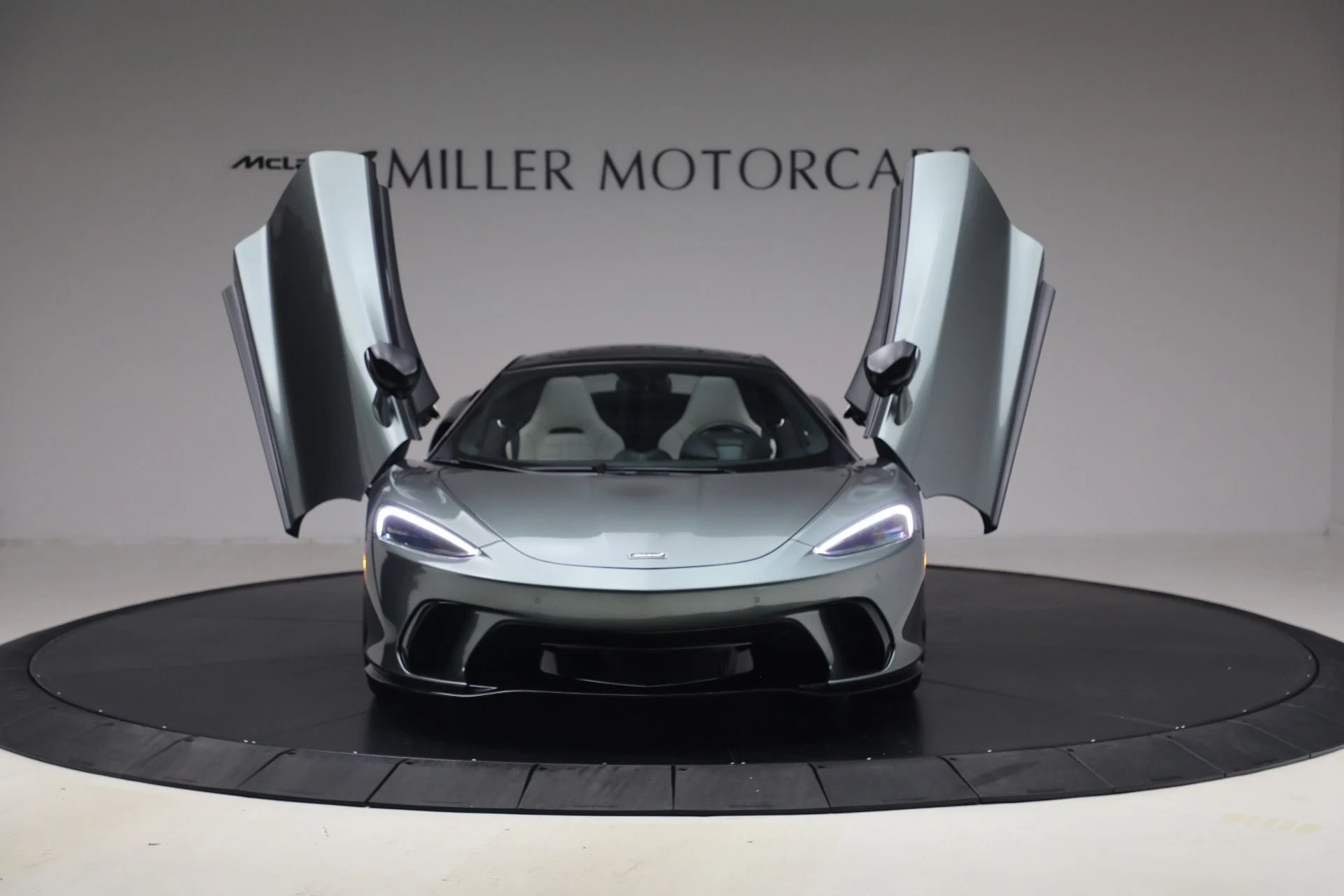 mph024_1361216143_New_2027_Mc_Laren_GTS_Tech_Lux_bcf96eb9d2