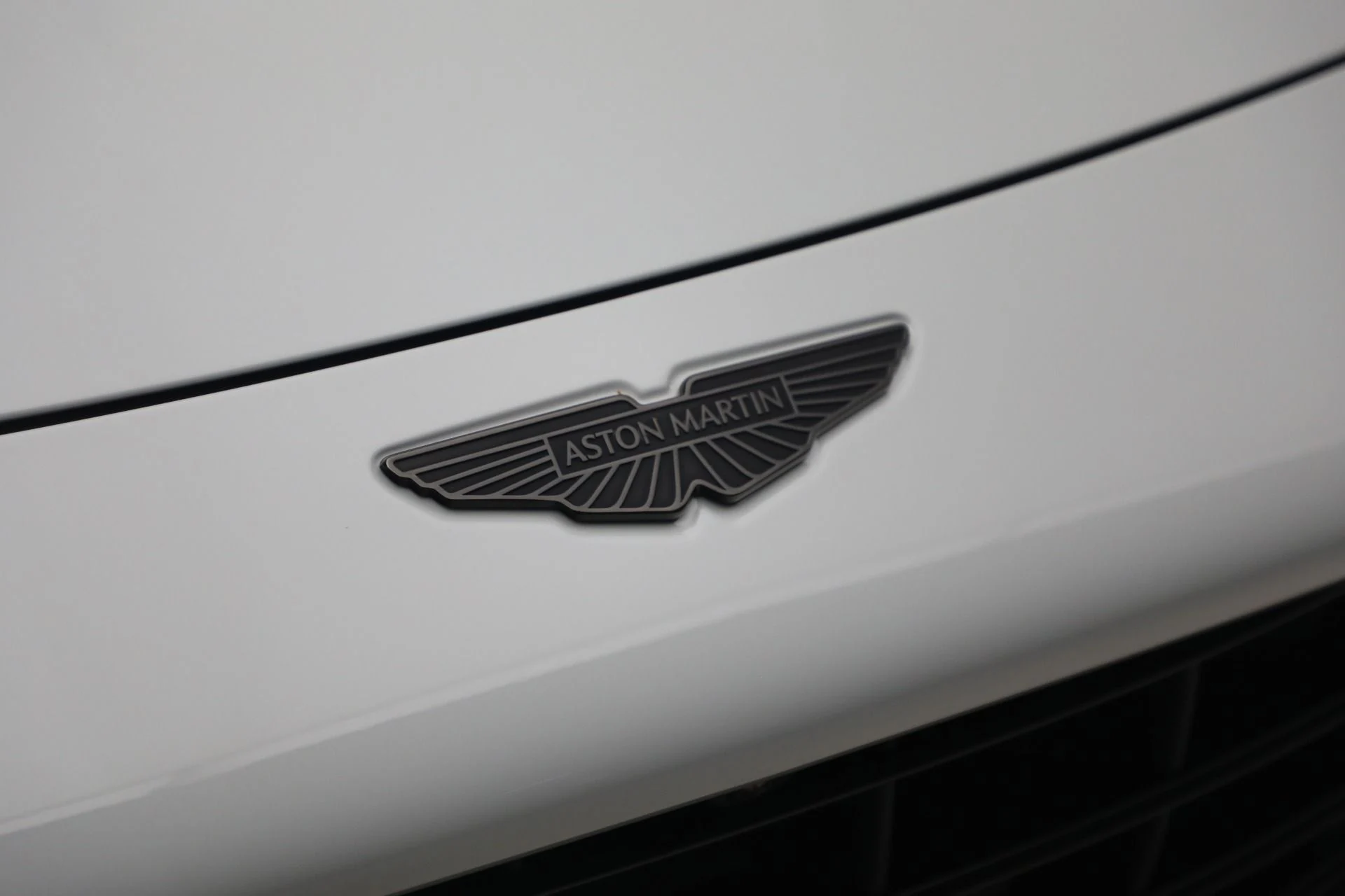 mph024_137514288_New_2026_Aston_Martin_Vantage_S_Roadster_1776800186_7809260449