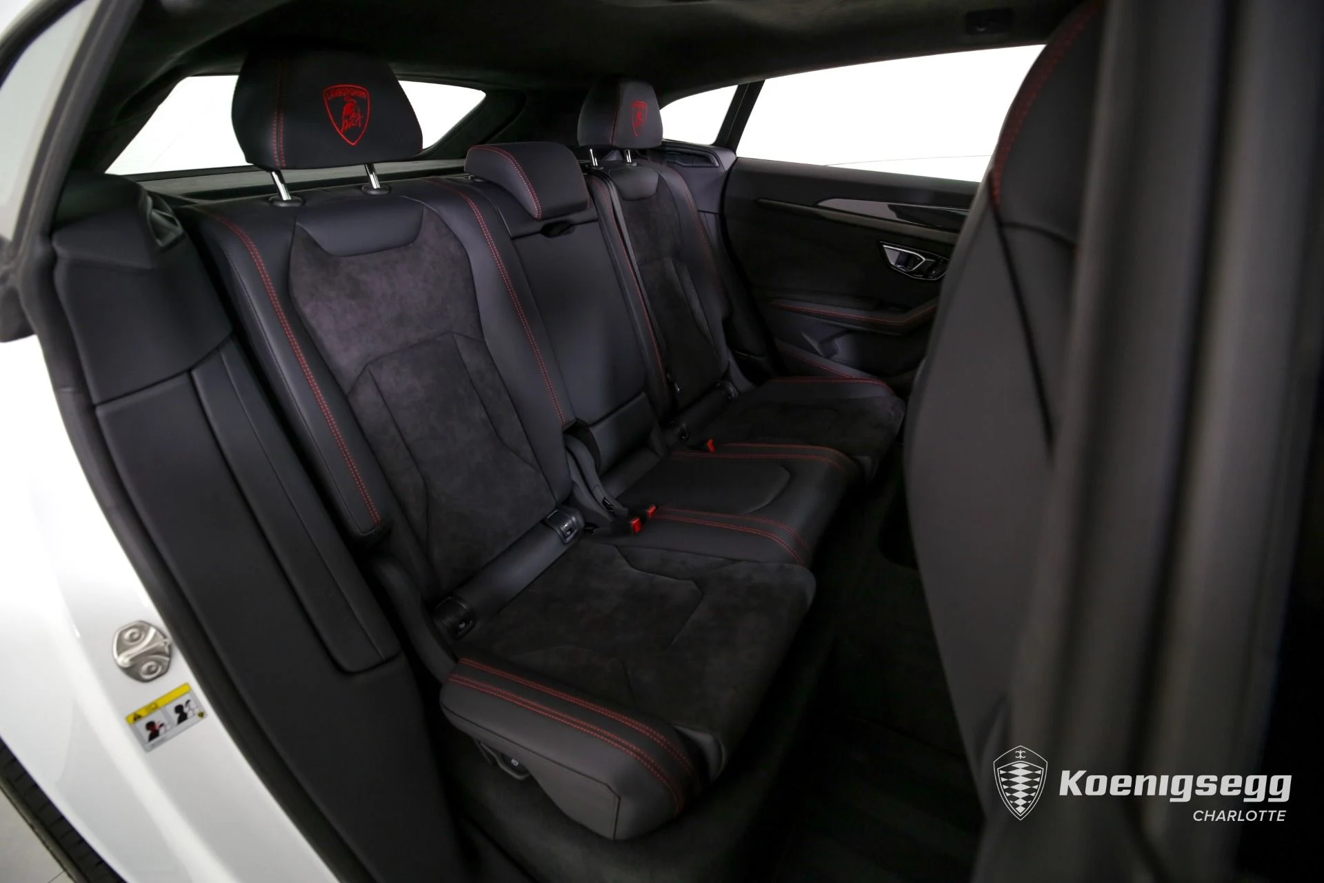 mph024_1383547572_Used_2023_LAMBORGHINI_URUS_S_PEARL_CAPSULE_1720196278_bd80ef77ed