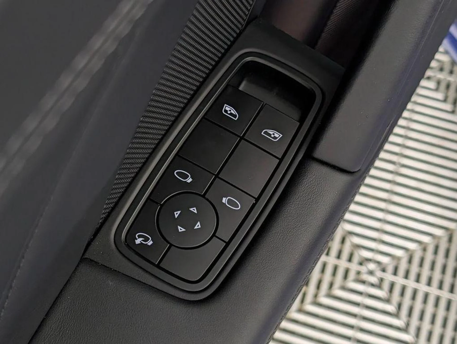 mph024_1386805580_e_RZWLWHPG_41_Iioql_J88_P82_X_Sj0w_001e11ef8c