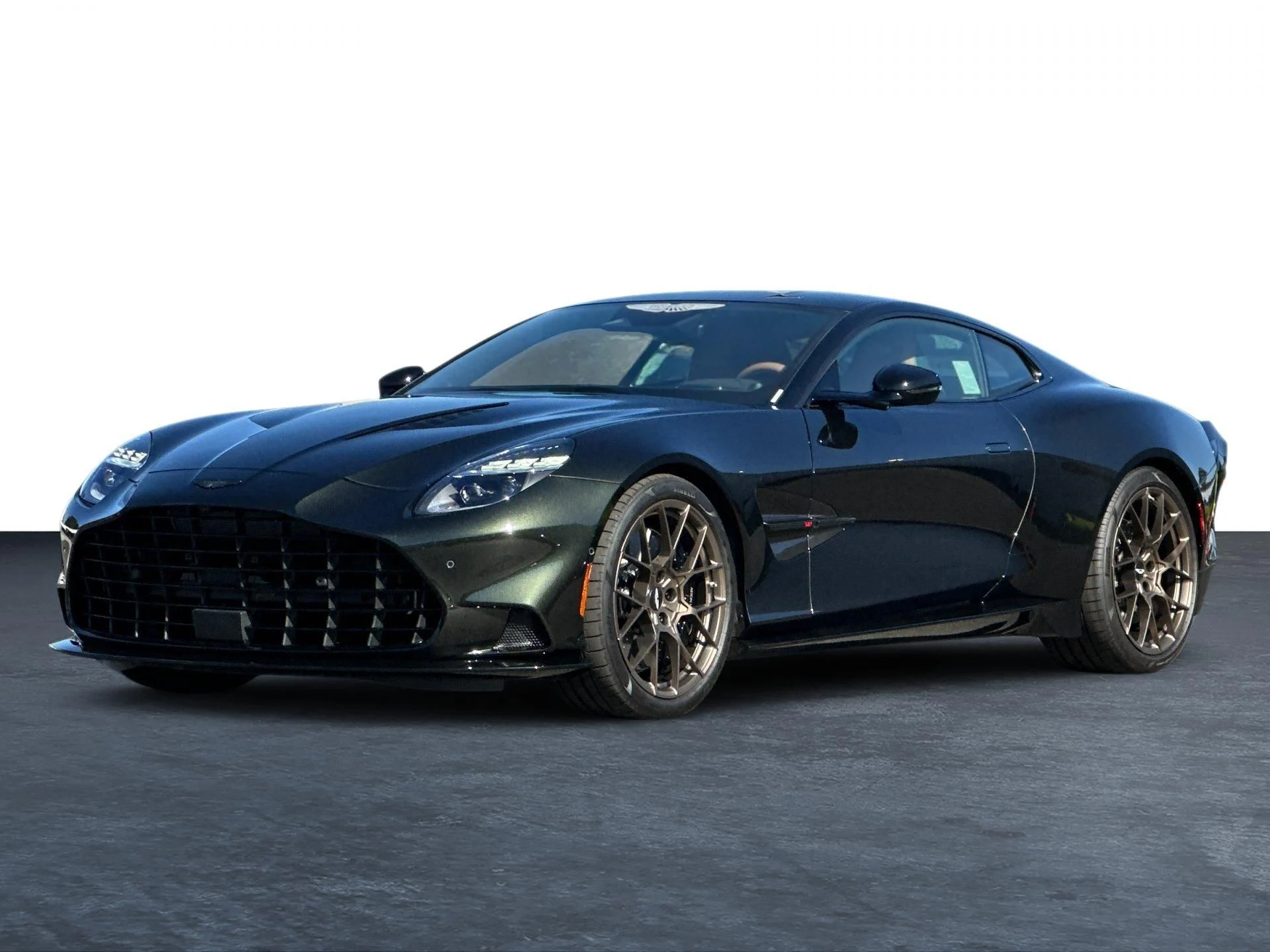 mph024_1386994333_New_2025_Aston_Martin_Vanquish_V12_1758724538_a6a5665ba8