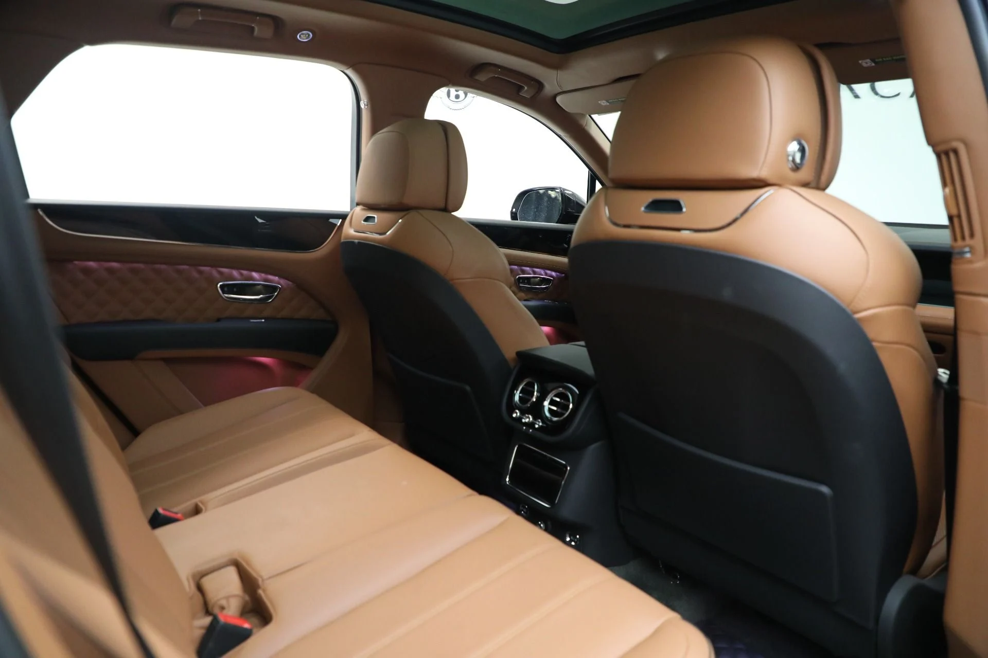 mph024_1390801529_Used_2023_Bentley_Bentayga_S_V8_cf04cee845