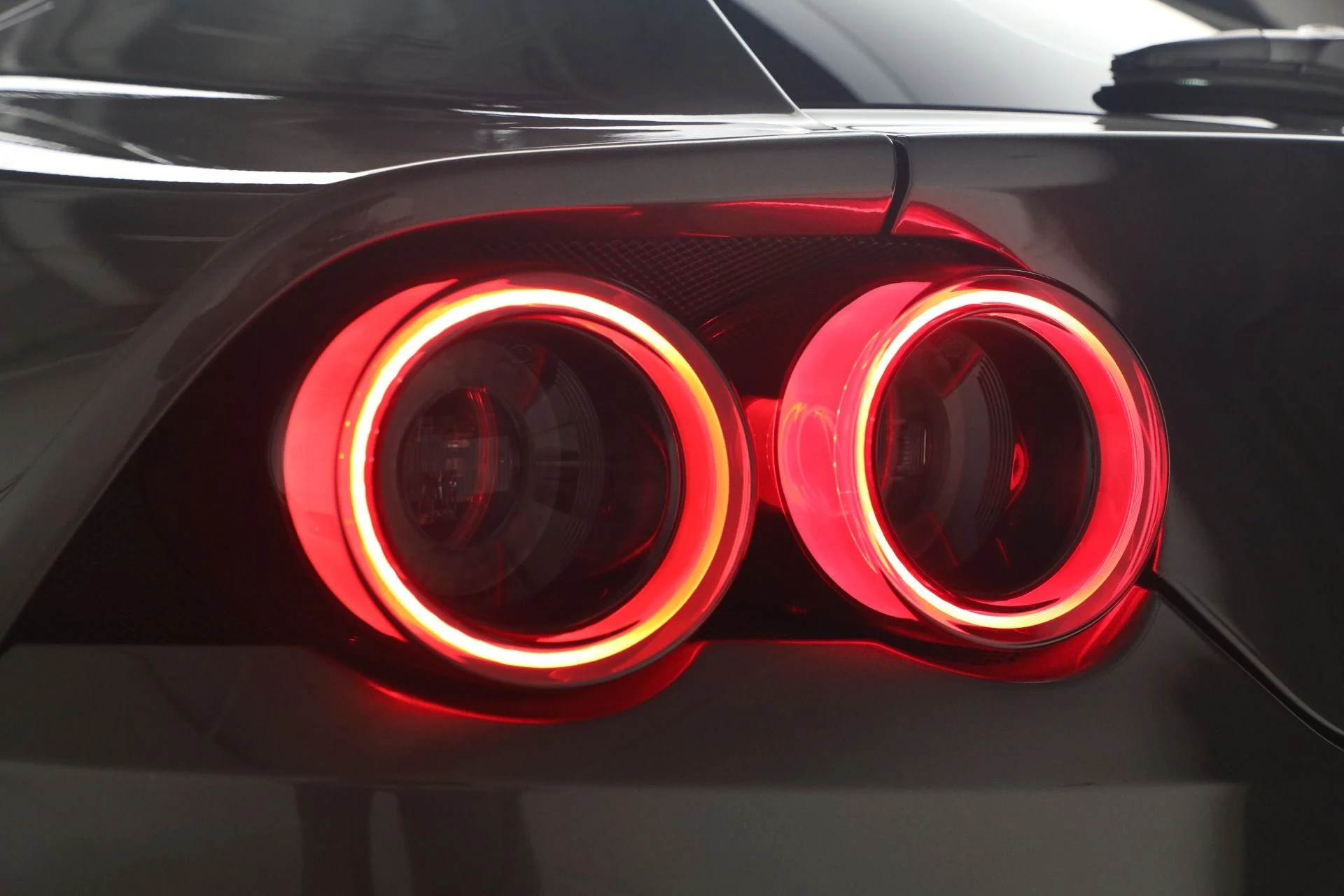 mph024_1403632922_Used_2019_Ferrari_GTC_4_Lusso_1790777067_986567de94