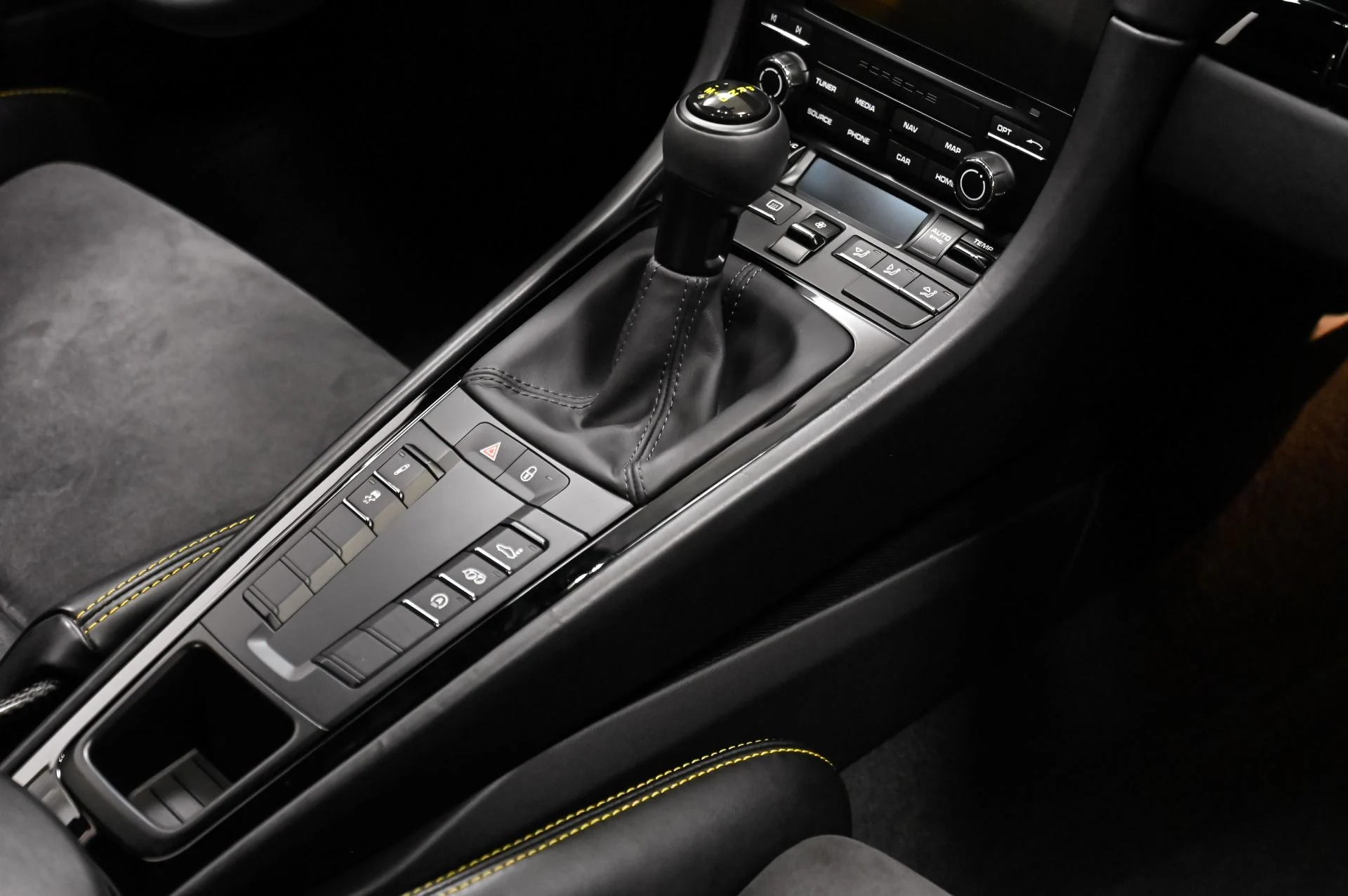 mph024_140938018_Used_2018_Porsche_911_Carrera_T_1790277713_5c273049c8