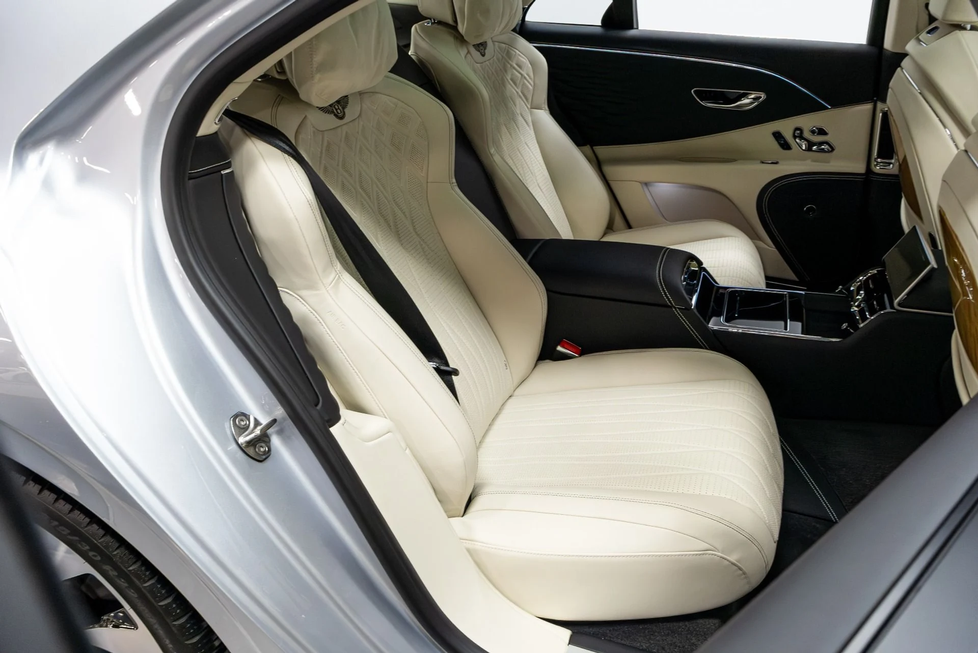 mph024_1412327323_Used_2021_Bentley_Flying_Spur_W12_1772666284_226a4d1b74