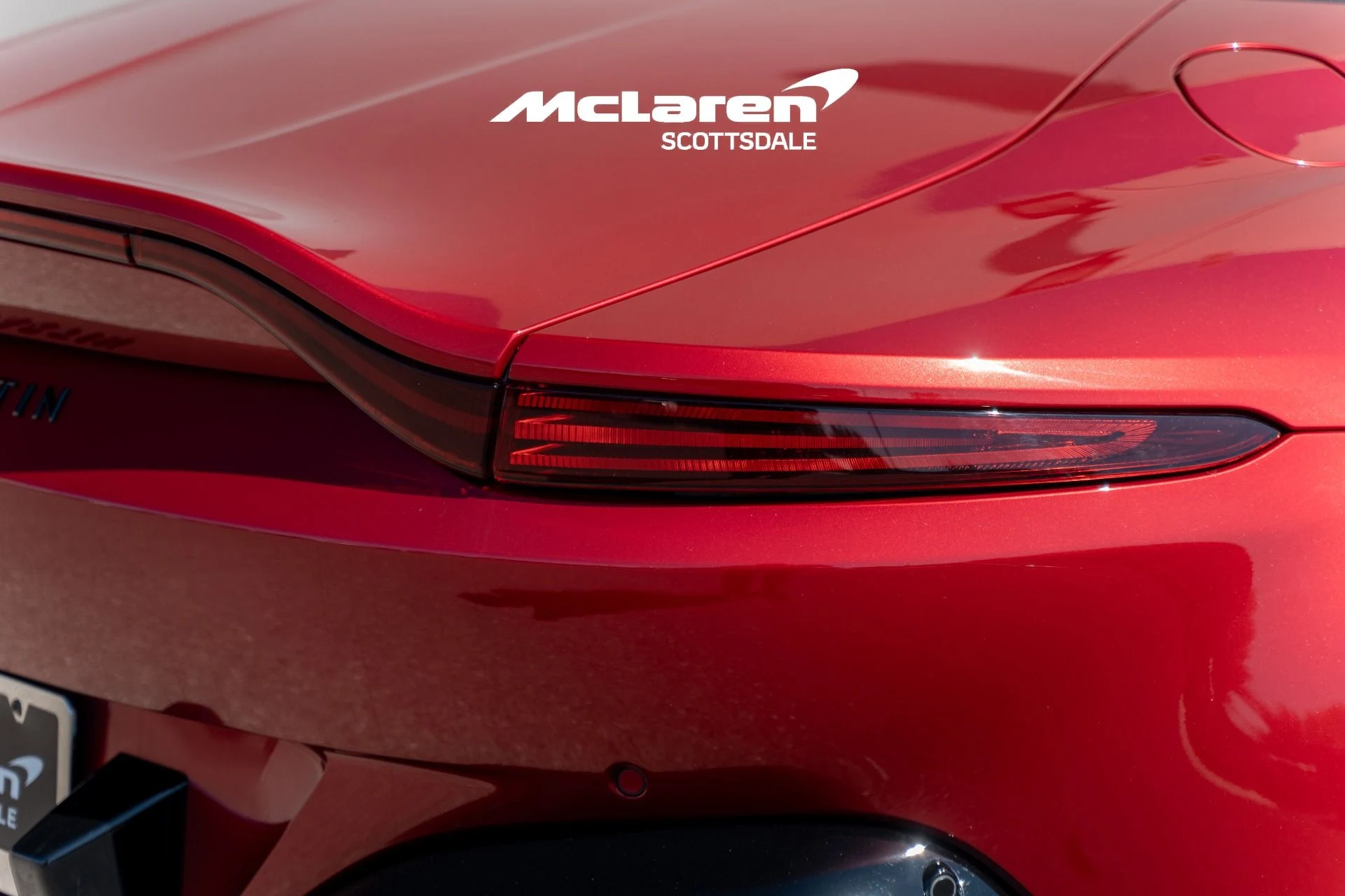 mph024_1417486835_Used_2022_ASTON_MARTIN_VANTAGE_1776494710_8a50f3cd10