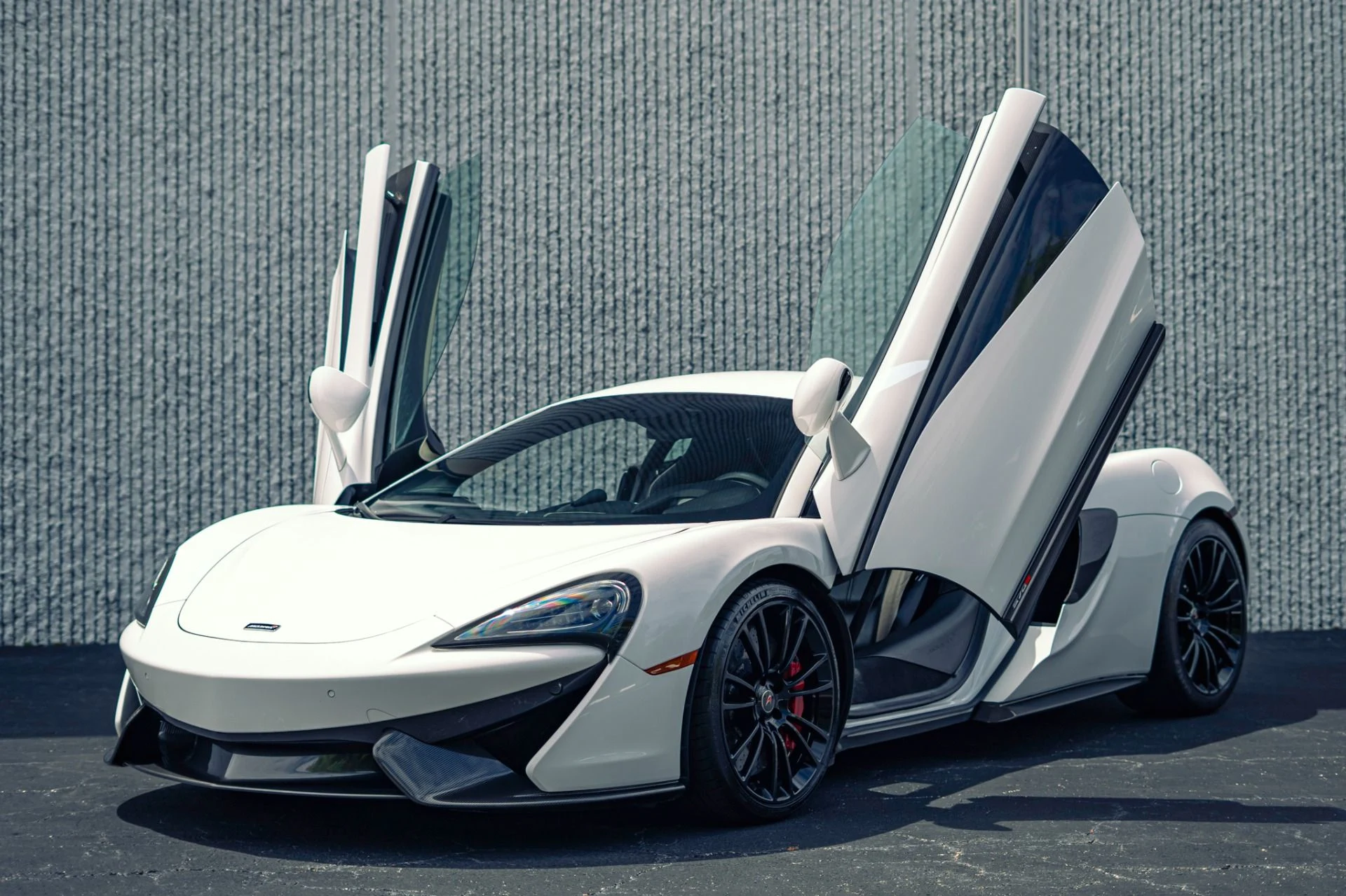 mph024_141807226_Used_2016_Mc_Laren_570_S_w_a_236_K_MSRP_LOADED_w_MSO_Carbon_Options_1776279774_5f73adaae7