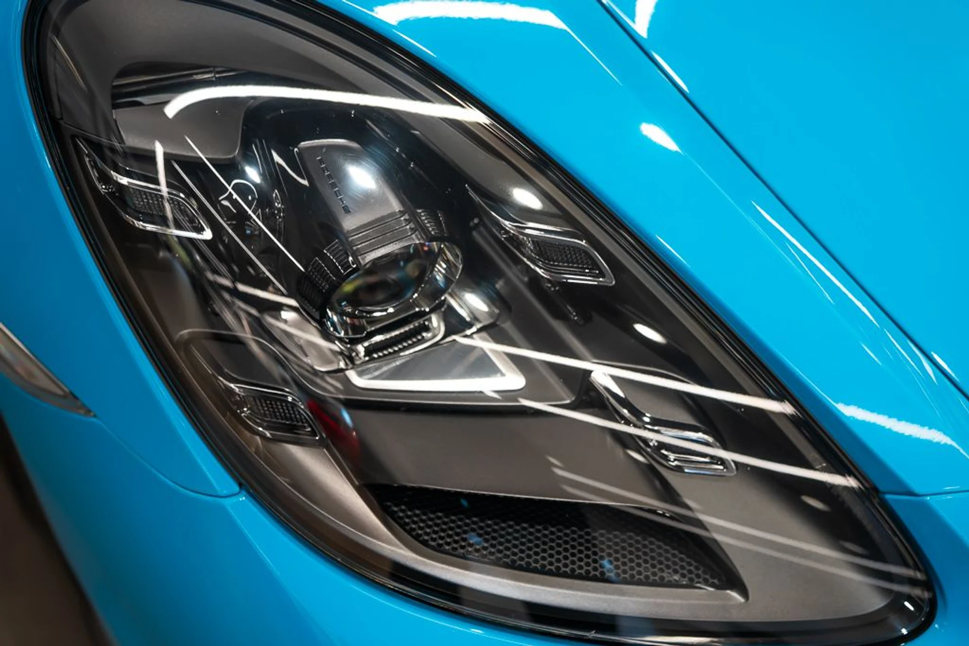 mph024_1431554005_porsche_718_cayman_2020_jpg_v_1762977388_b3e9a7eecf