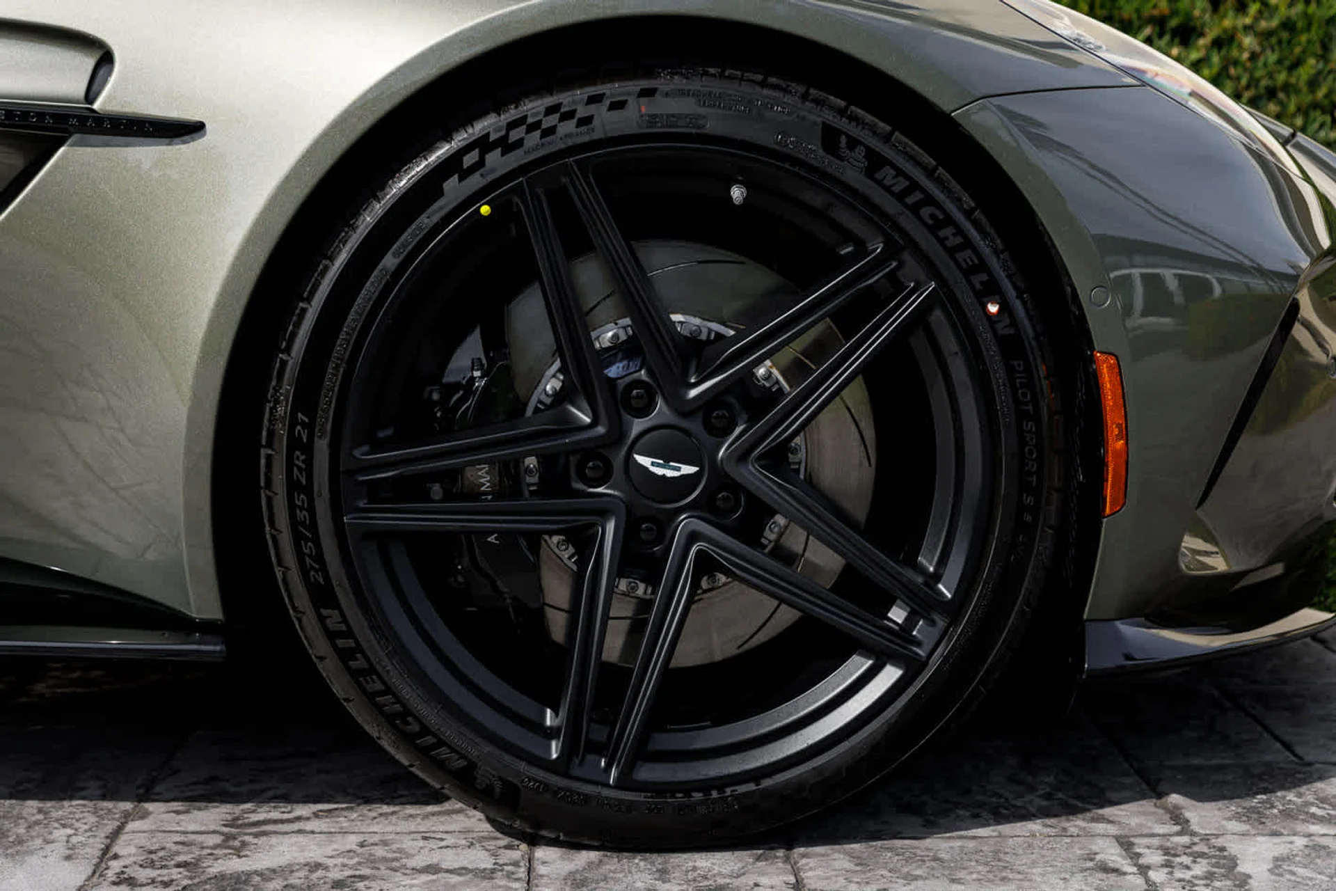 mph024_143326613_25_315920c021