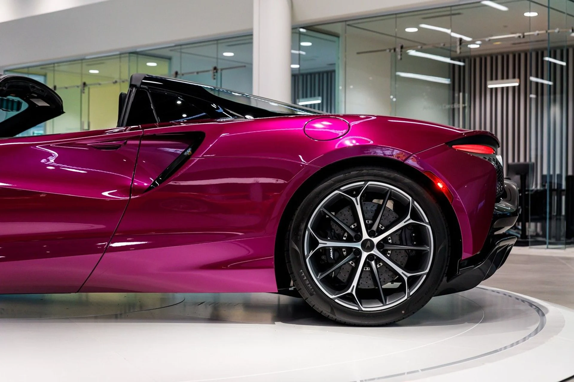 mph024_1436664122_652_p25_l_8b6d2eaab3