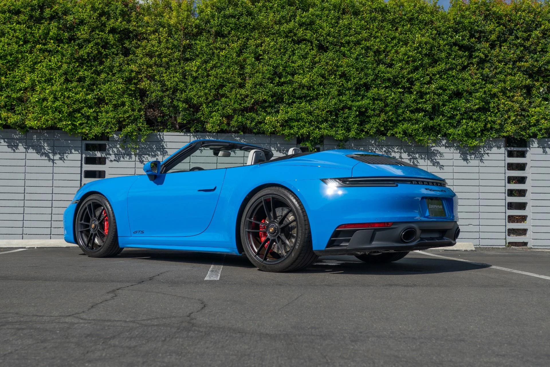 mph024_1436934856_Used_2023_Porsche_911_Carrera_GTS_1759352953_918c1e0f5a