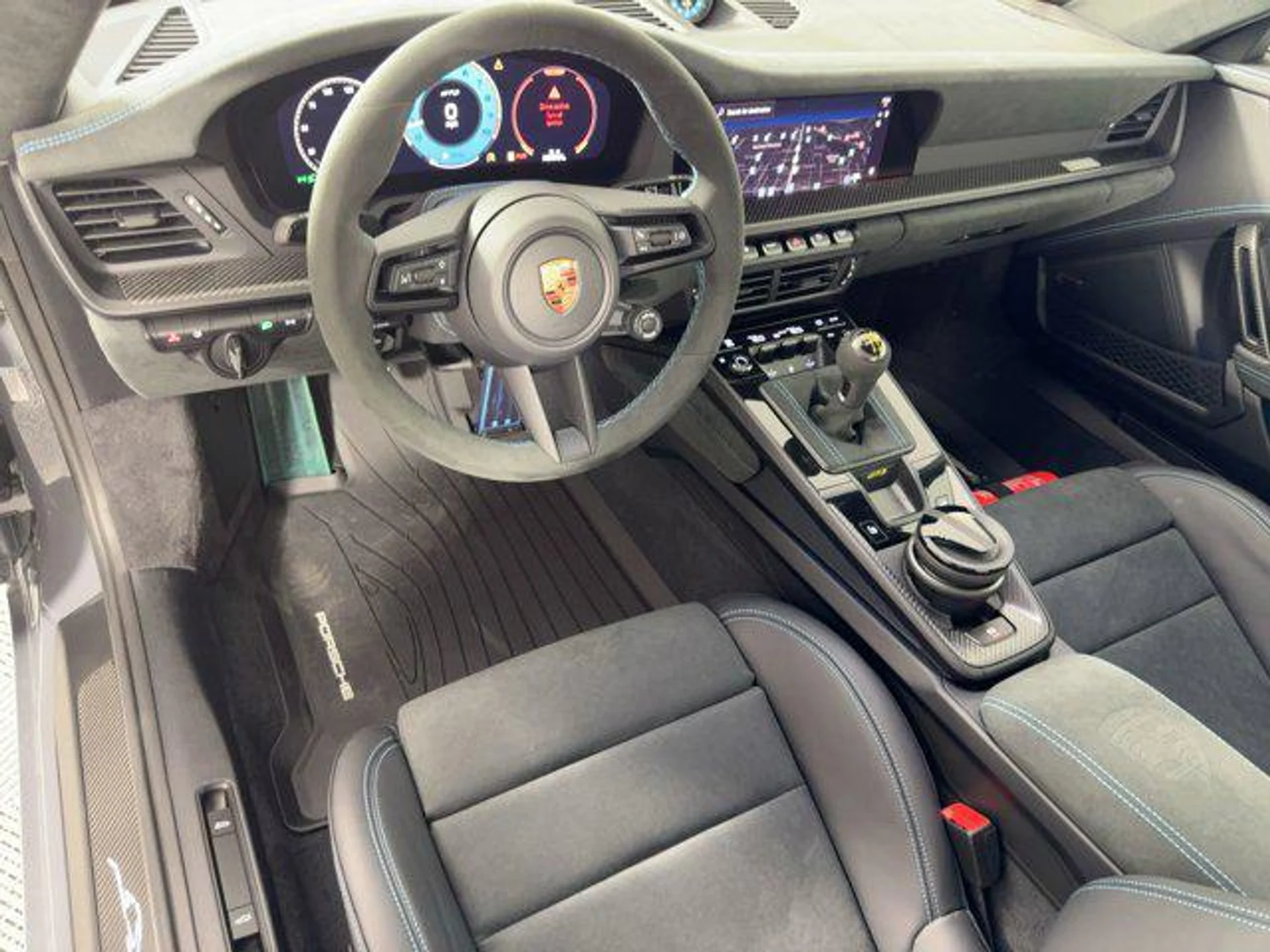 mph024_143914351_B_Zve_Dk_BSU_Bnv_Mvj_AA_1p4_Gkse8l0_de6a20ed43