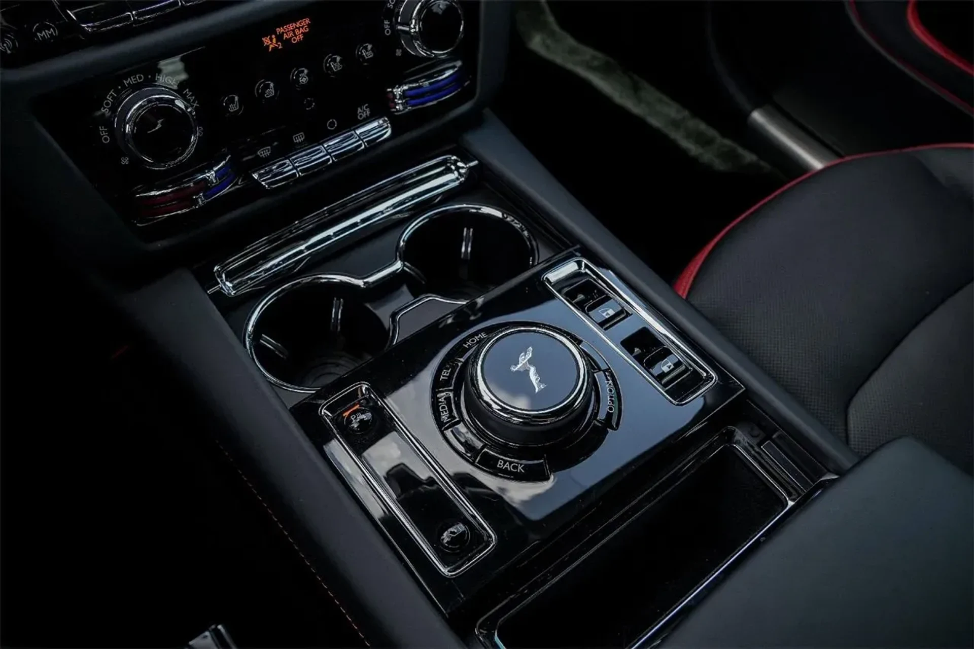 mph024_14411794_ae2019fce4bd401898c0afbdee786a0d_ed6842bf21