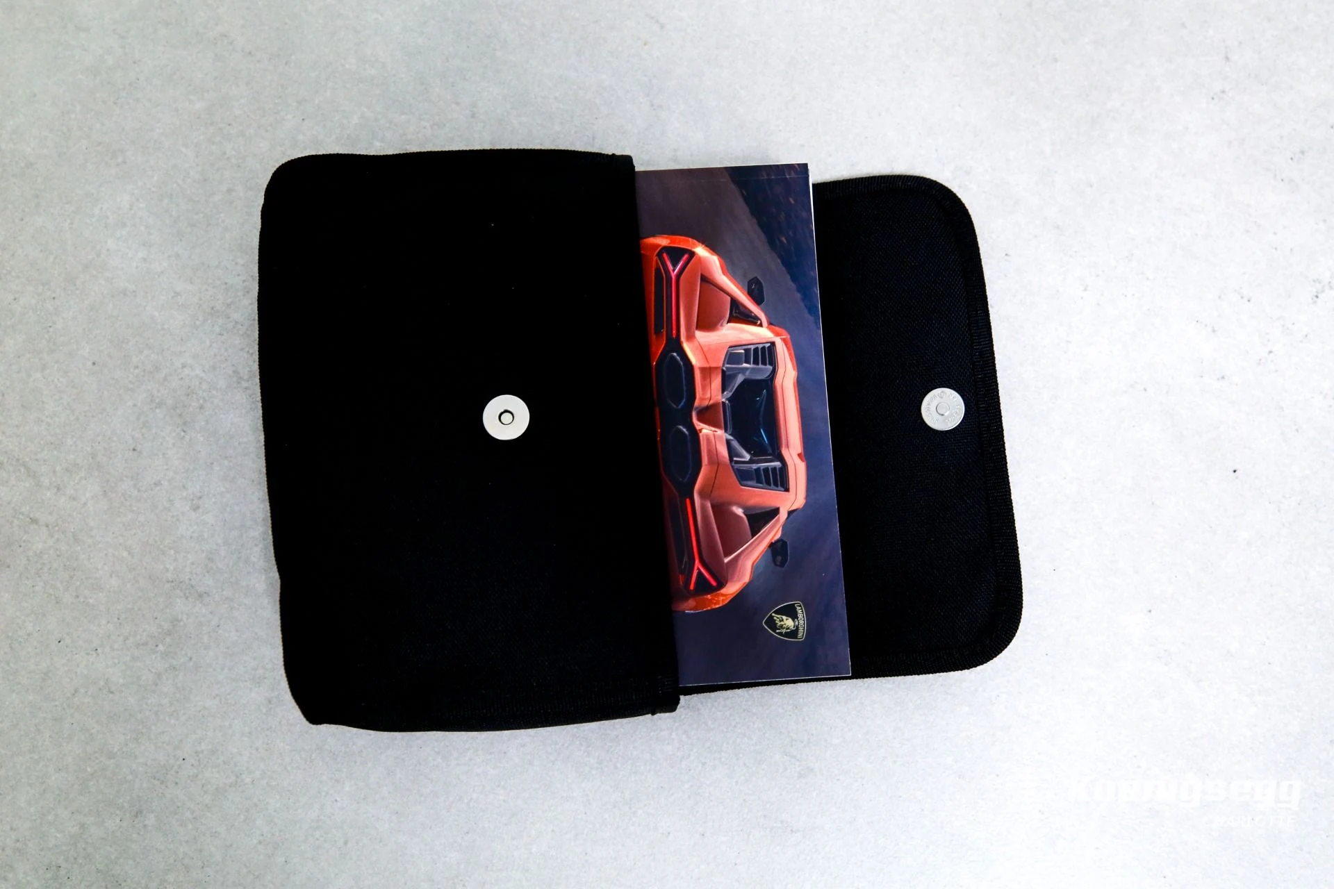 mph024_1463785149_Used_2025_Lamborghini_Revuelto_1783438439_9aa2055574
