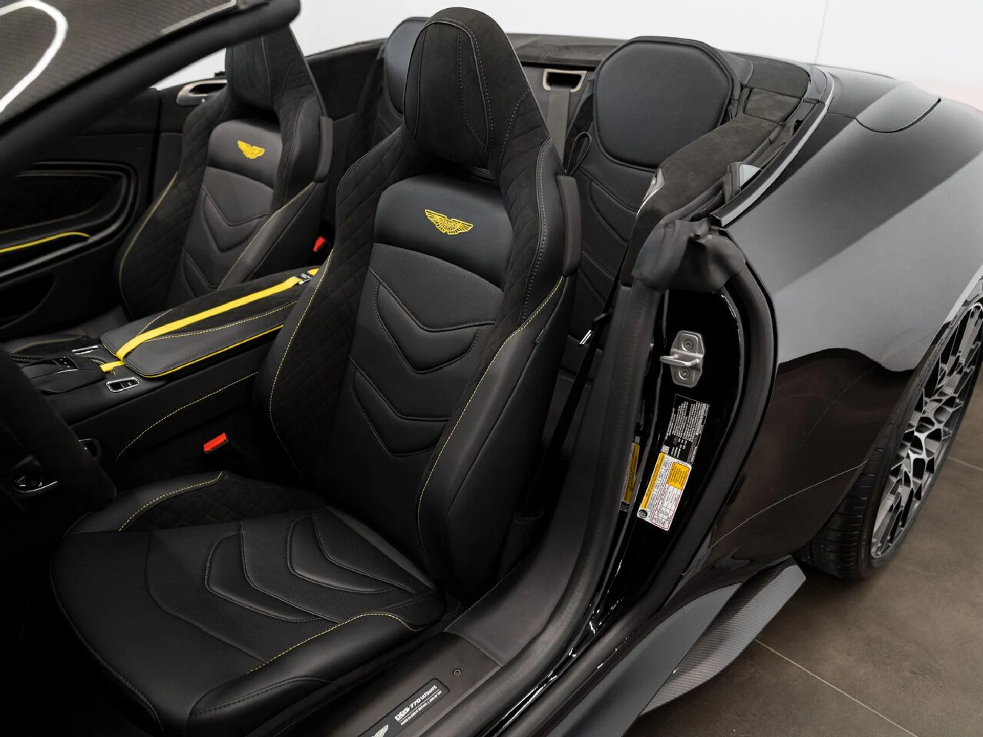 mph024_1465931061_aston_martin_dbs_2023_jpg_v_1773863537_8a7fa7c31b