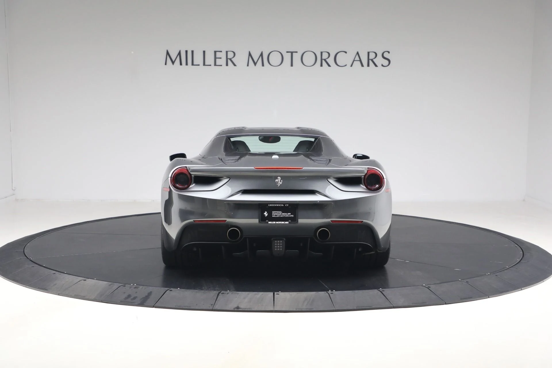 mph024_1471716619_Used_2018_Ferrari_488_Spider_1774552215_26dec0ae1d