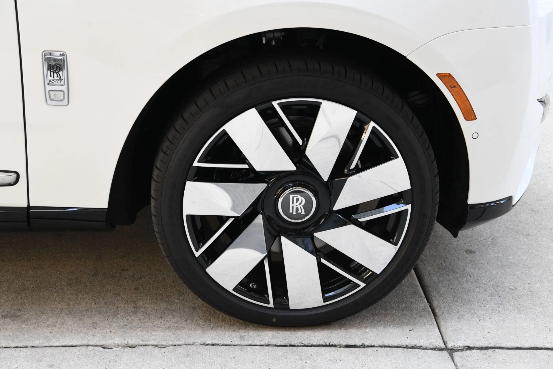 mph024_1475183624_11961_p26_l_58df385aab