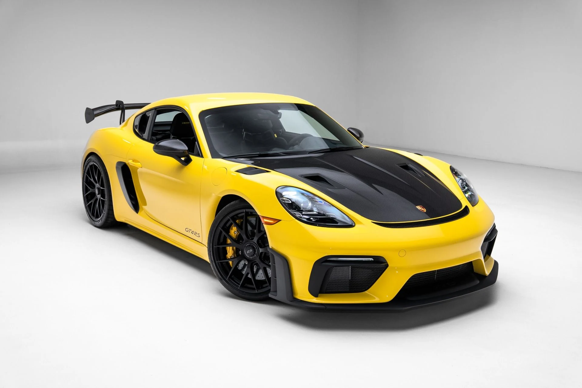 mph024_1475207657_Used_2024_Porsche_718_Cayman_GT_4_RS_1775511445_7a4d2c26a5