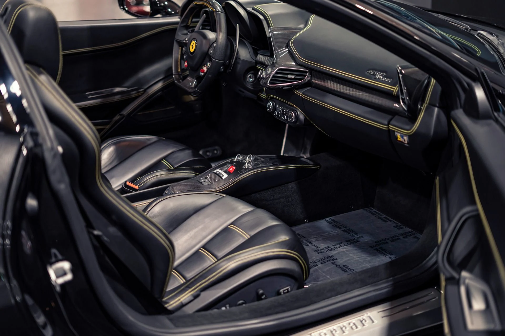 mph024_1476131927_Used_2015_Ferrari_458_Spider_Nero_Daytona_Paint_1779214998_8faf38ac04