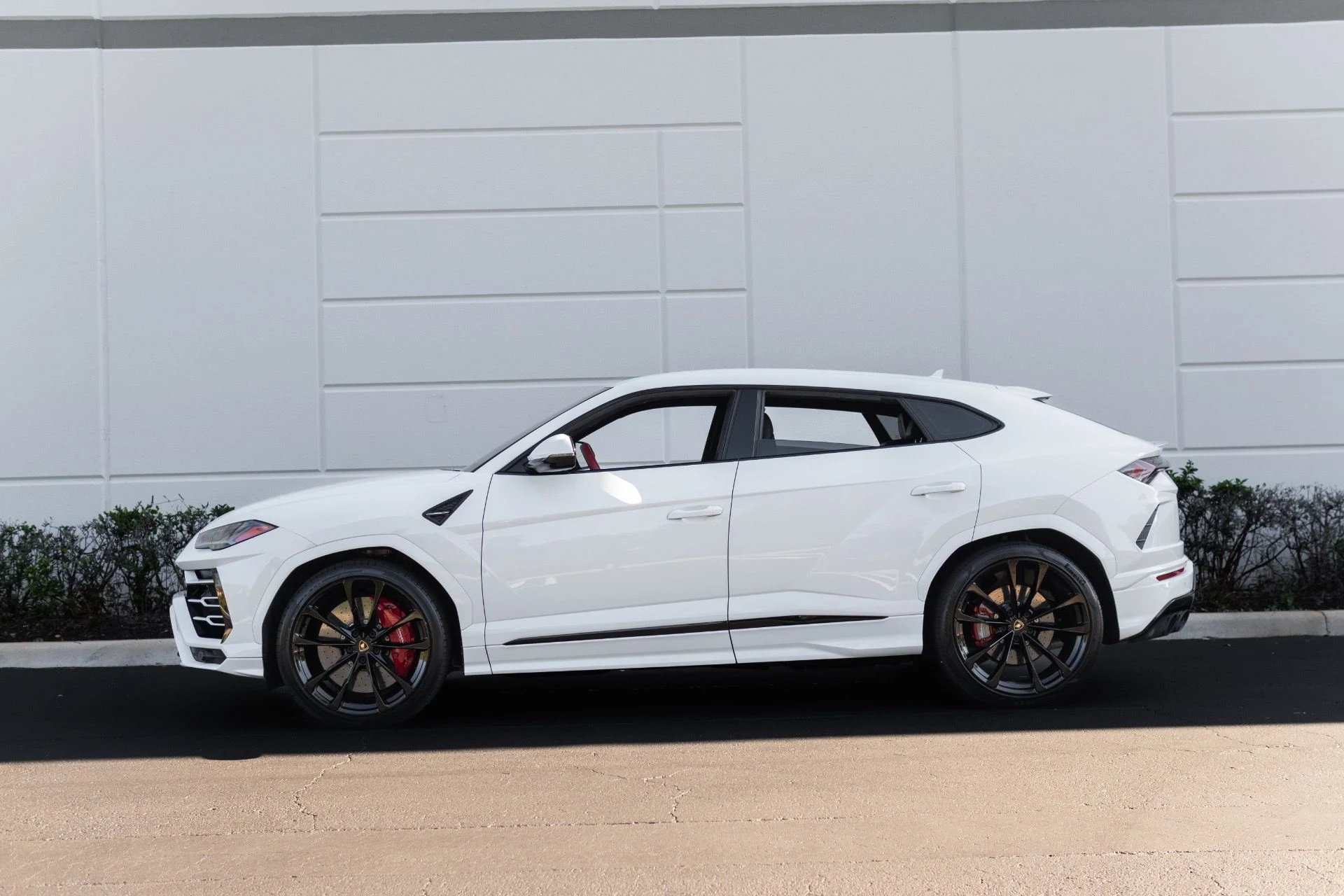 mph024_1477490091_Used_2021_Lamborghini_Urus_1767069879_5f4f1f587c
