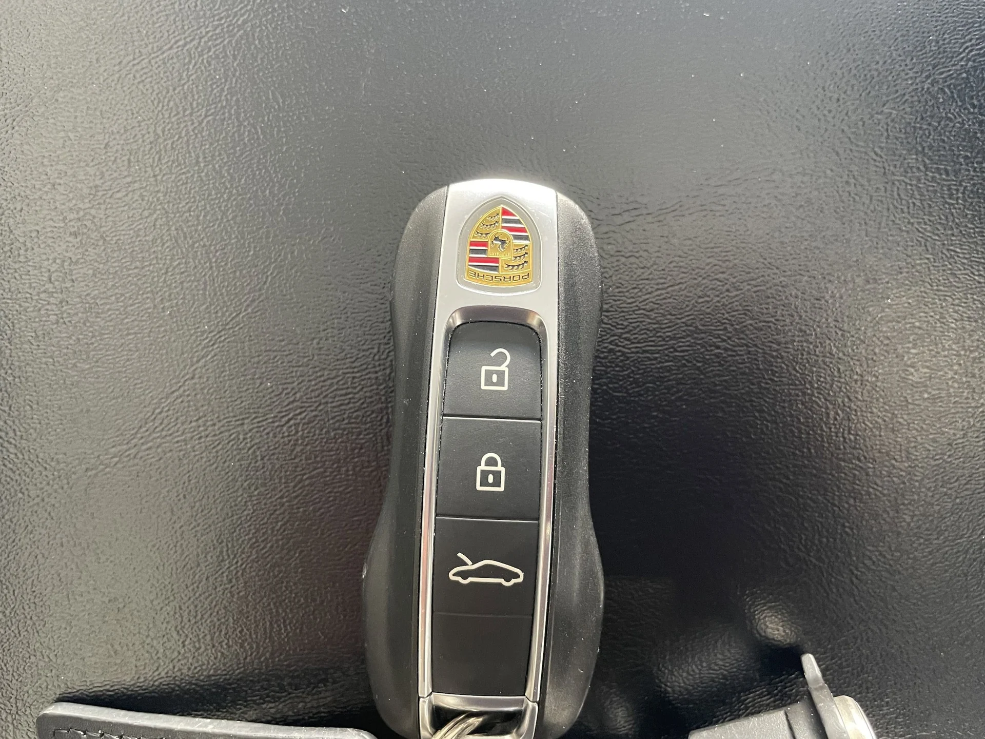 mph024_1482972319_184b024438d5db6531cf13e9dd0b8053x_5fa6e8214a