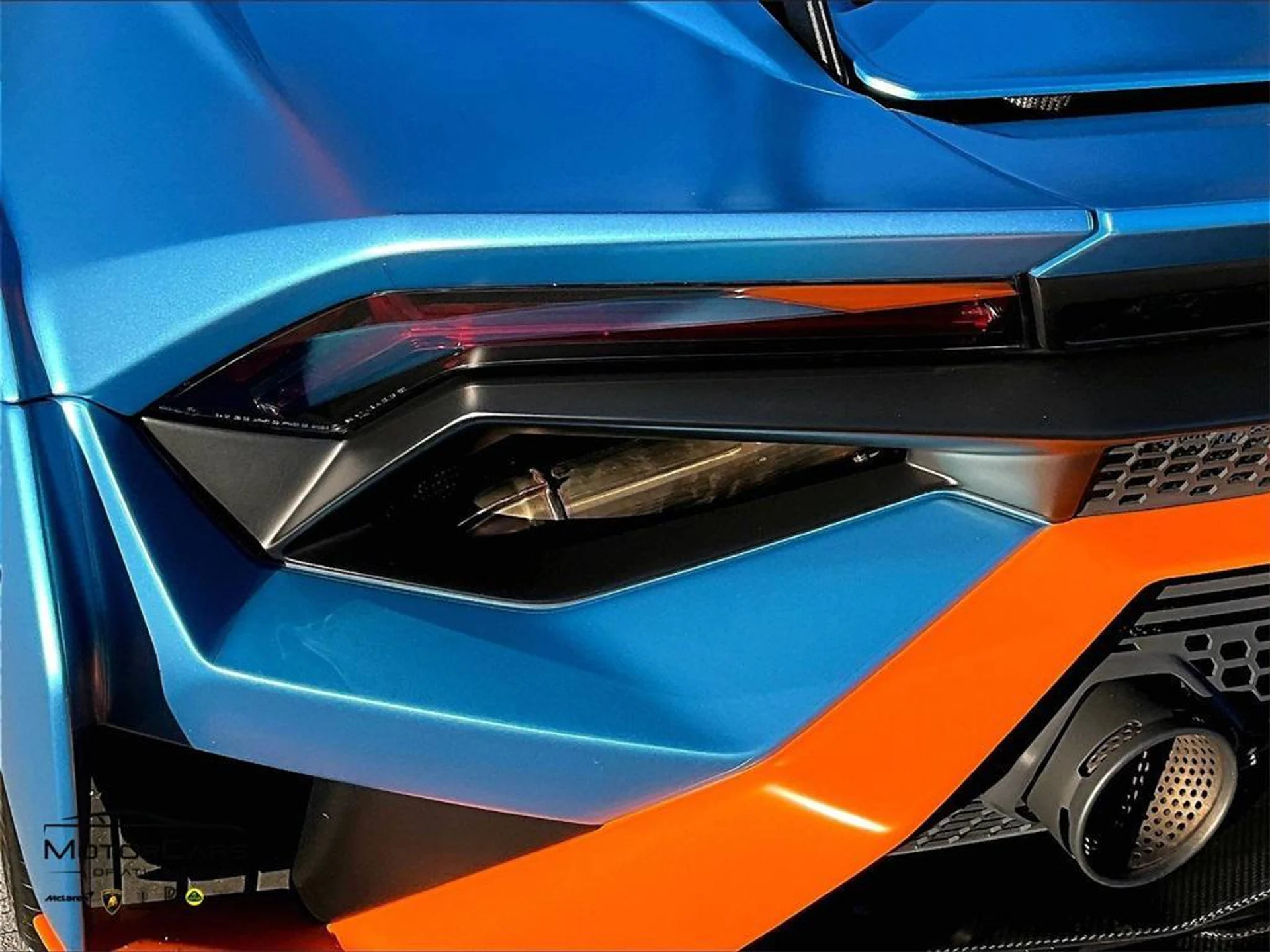 mph024_1485407483_st_Mvcza_A9_Cqm_bn_KX_0l31_AMBQ_68317209b5