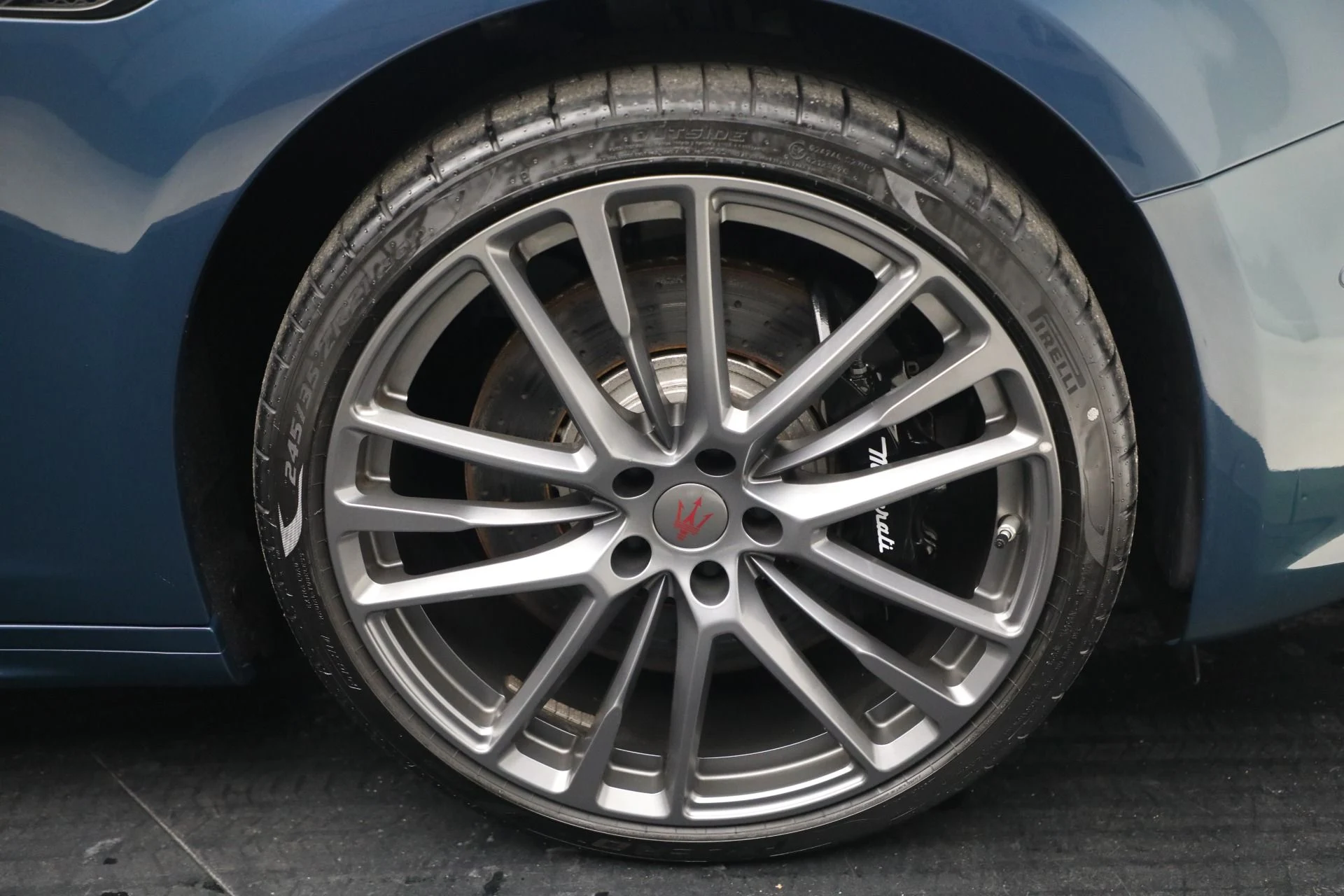 mph024_148822740_Used_2024_Maserati_Ghibli_334_Ultima_1772290889_0fff49d275