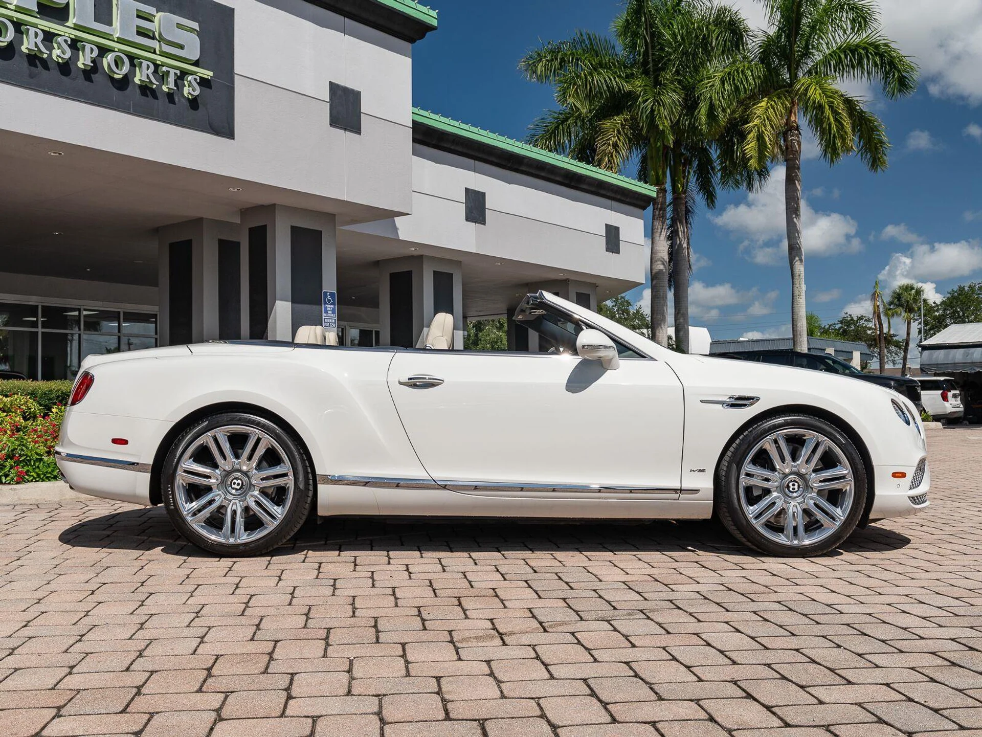 mph024_1489726175_Used_2016_Bentley_Continental_GT_W12_1789153607_e459811433