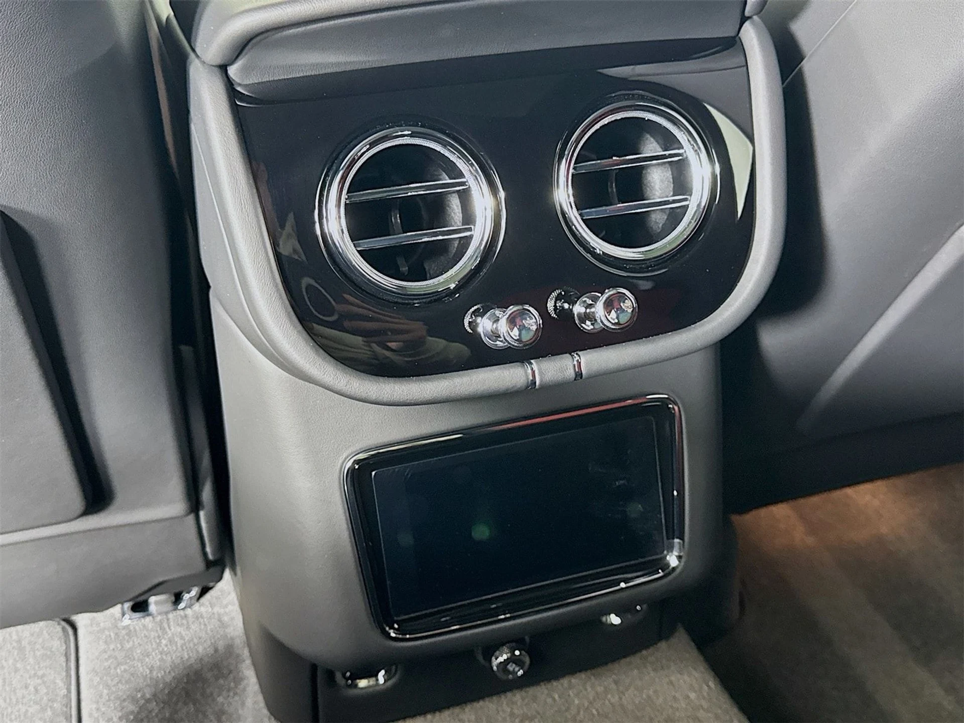 mph024_1495212729_829374568f34e9a50f2ea223d2a4cc1fx_9a48630b9c