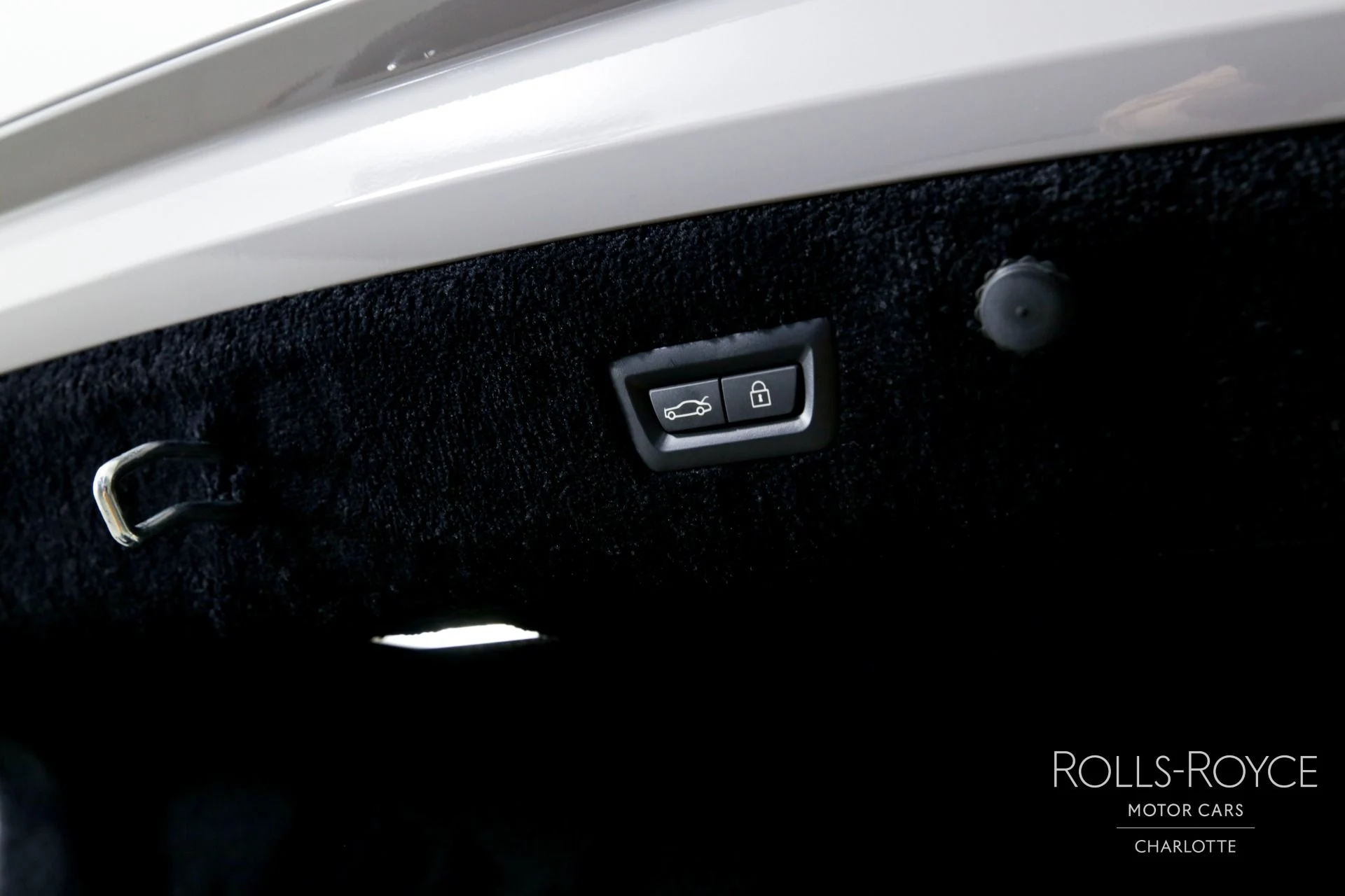 mph024_1499011725_Used_2024_Rolls_Royce_Ghost_1738596098_52b38046f3